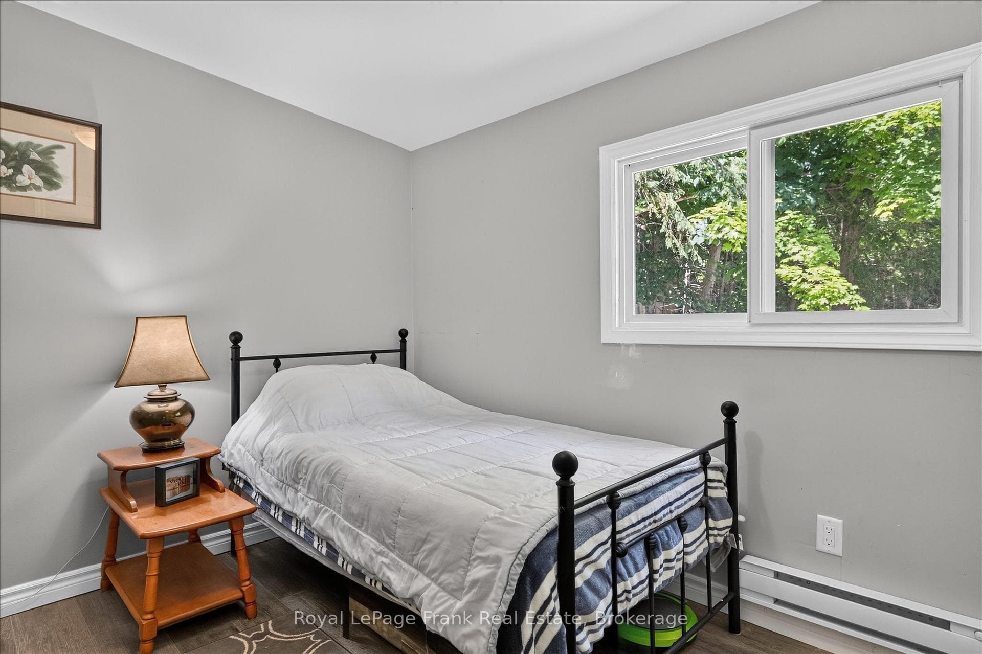 280 Edwina Drive photo 29