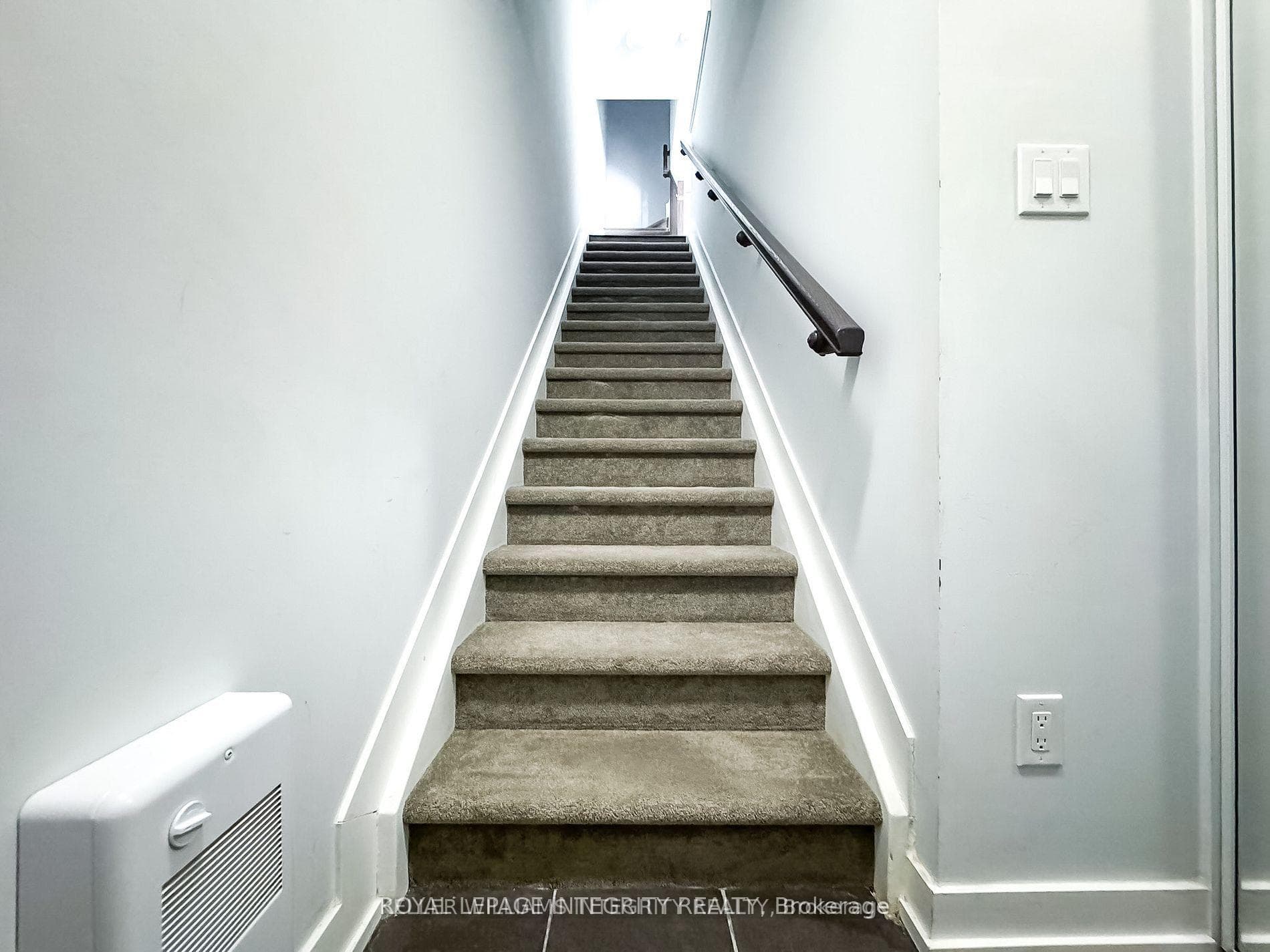 994 Chapman Mills Drive photo 4
