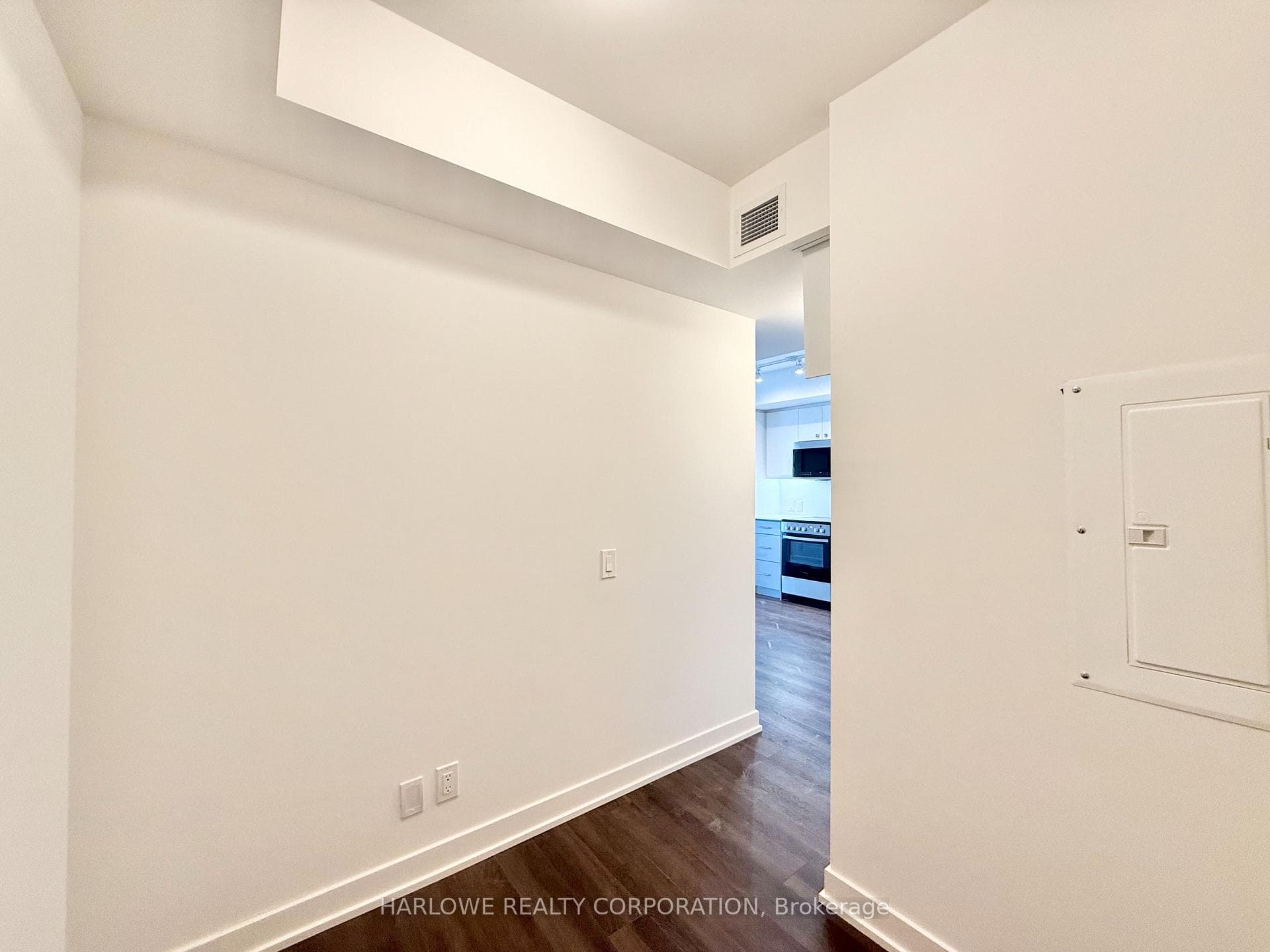 2 Manderley Drive Unit 614 photo 5