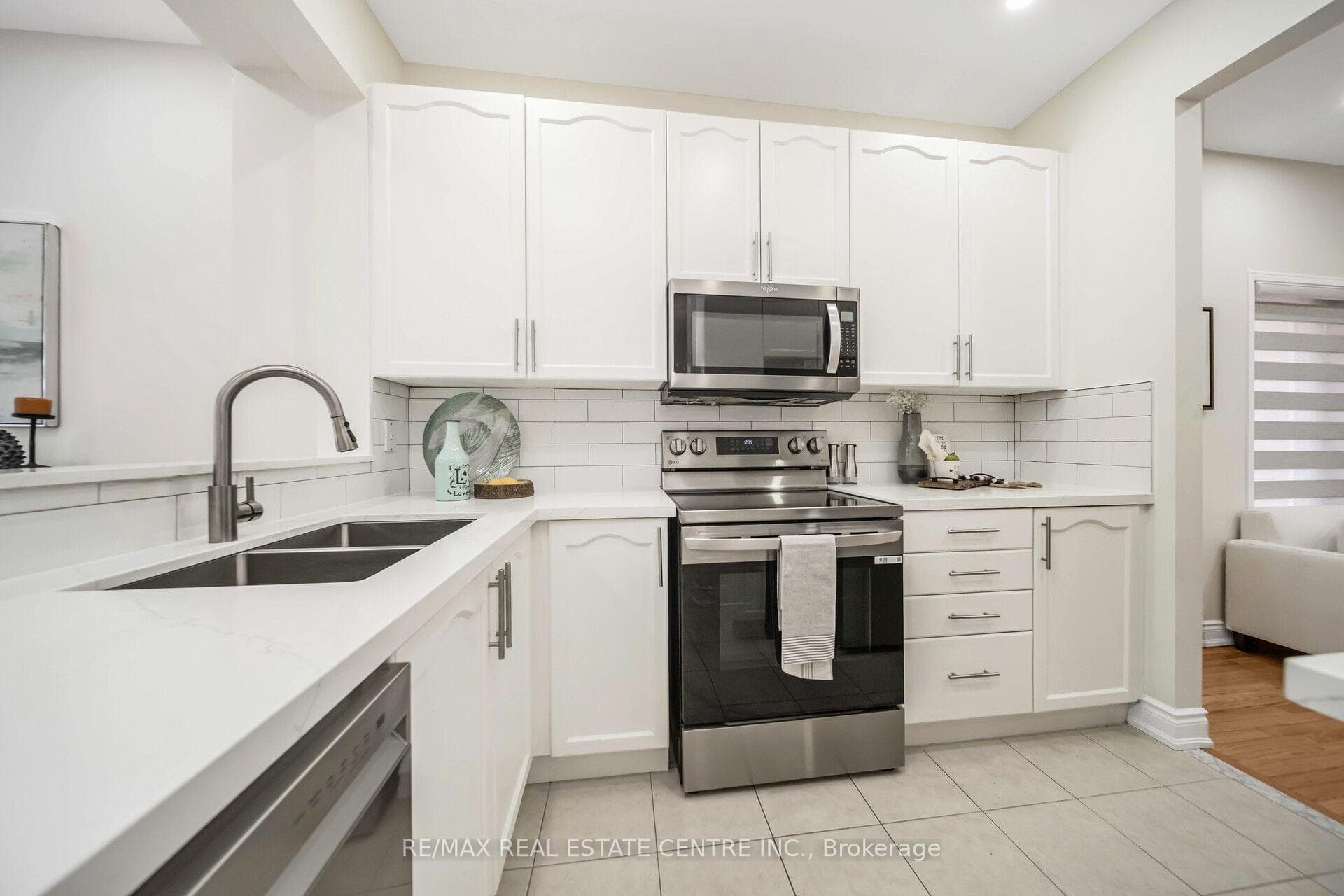 155 Heartview Road photo 13