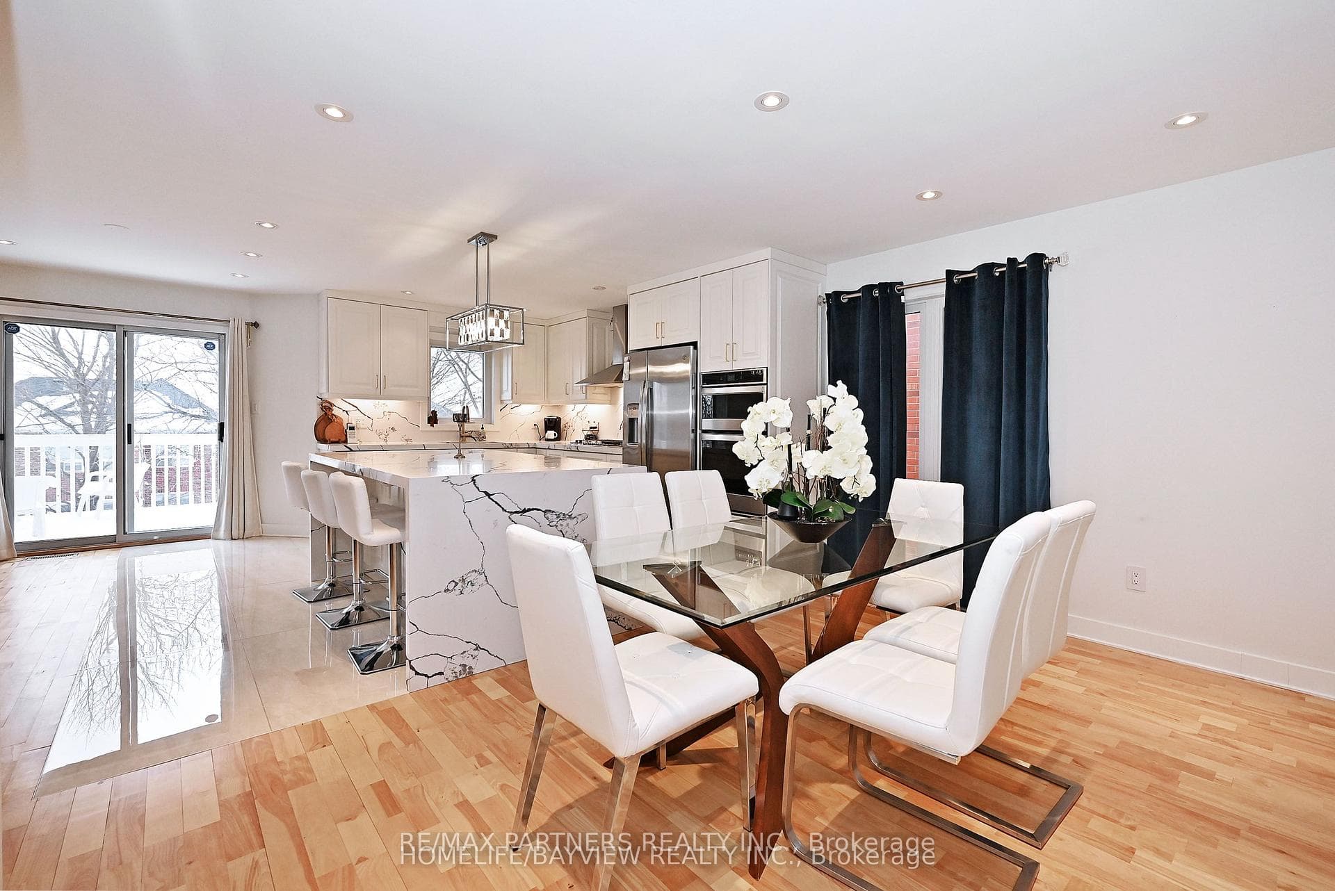 26 Sandfield Drive photo 9
