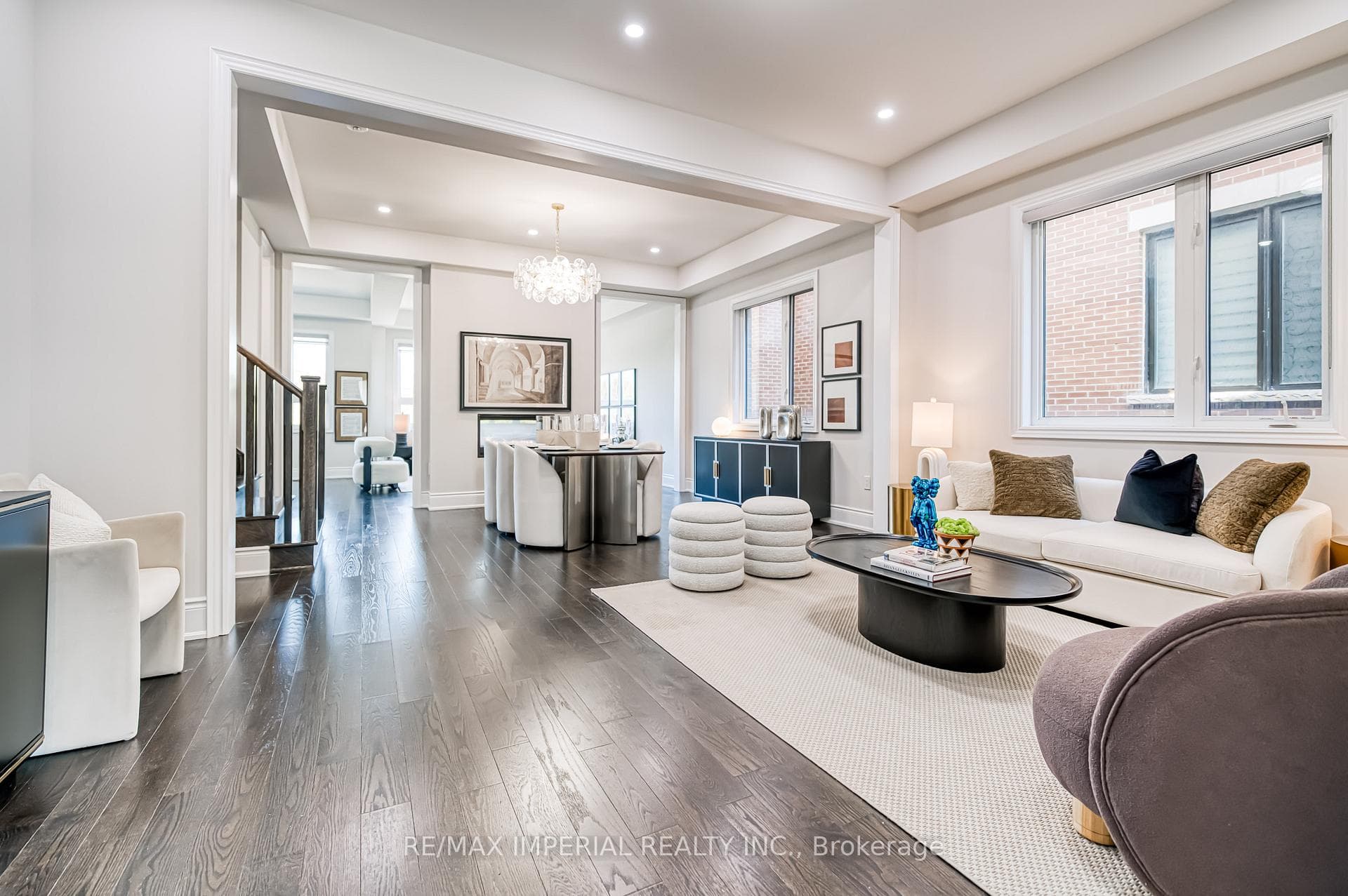 170 SCRIVENER Drive photo 8