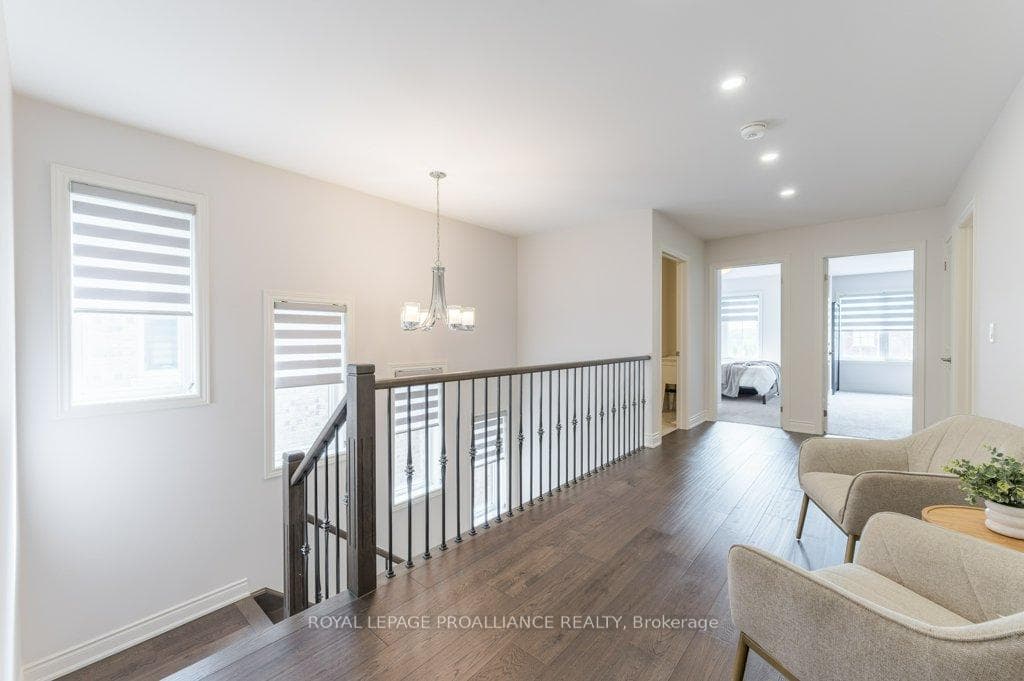 40 Ouellette Drive photo 13