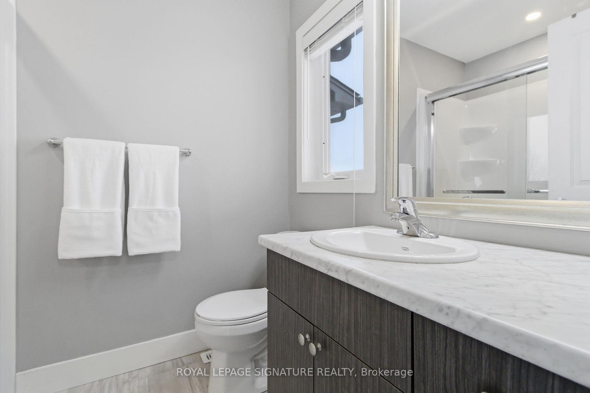 2104 Meadowgate Boulevard photo 17