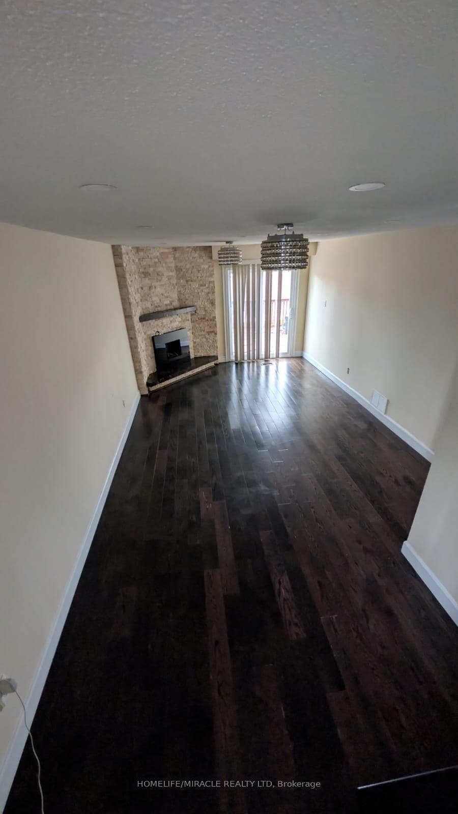 378 Hansen Road photo 8