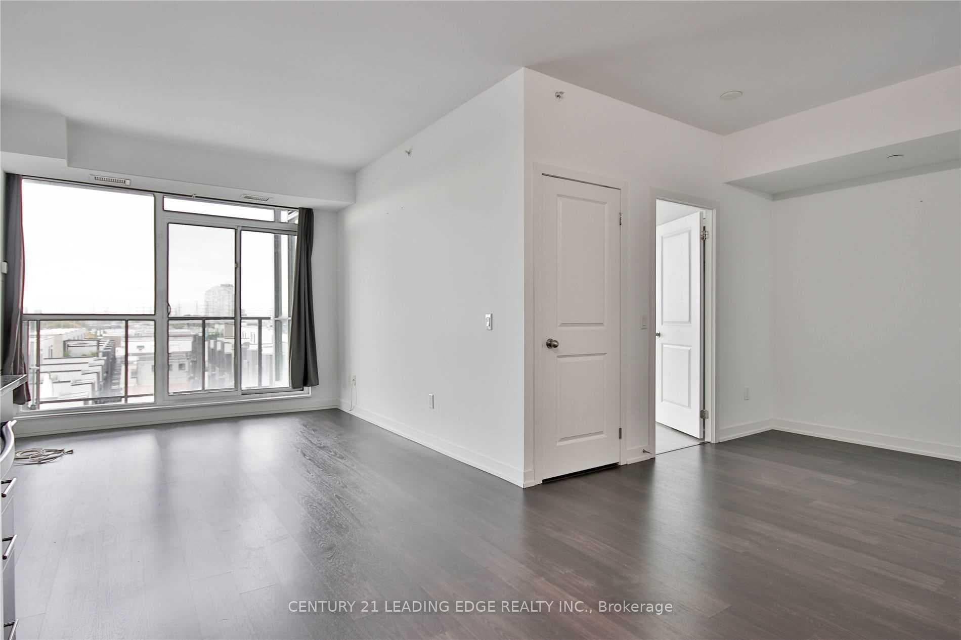 8 Fieldway Road Unit 502 photo 16