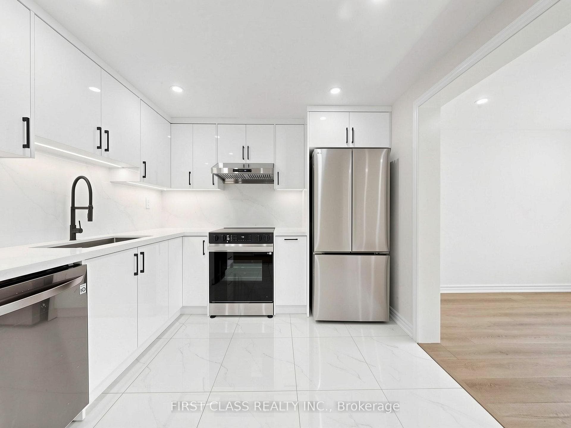 850 Huntingwood Drive Unit 38 photo 6
