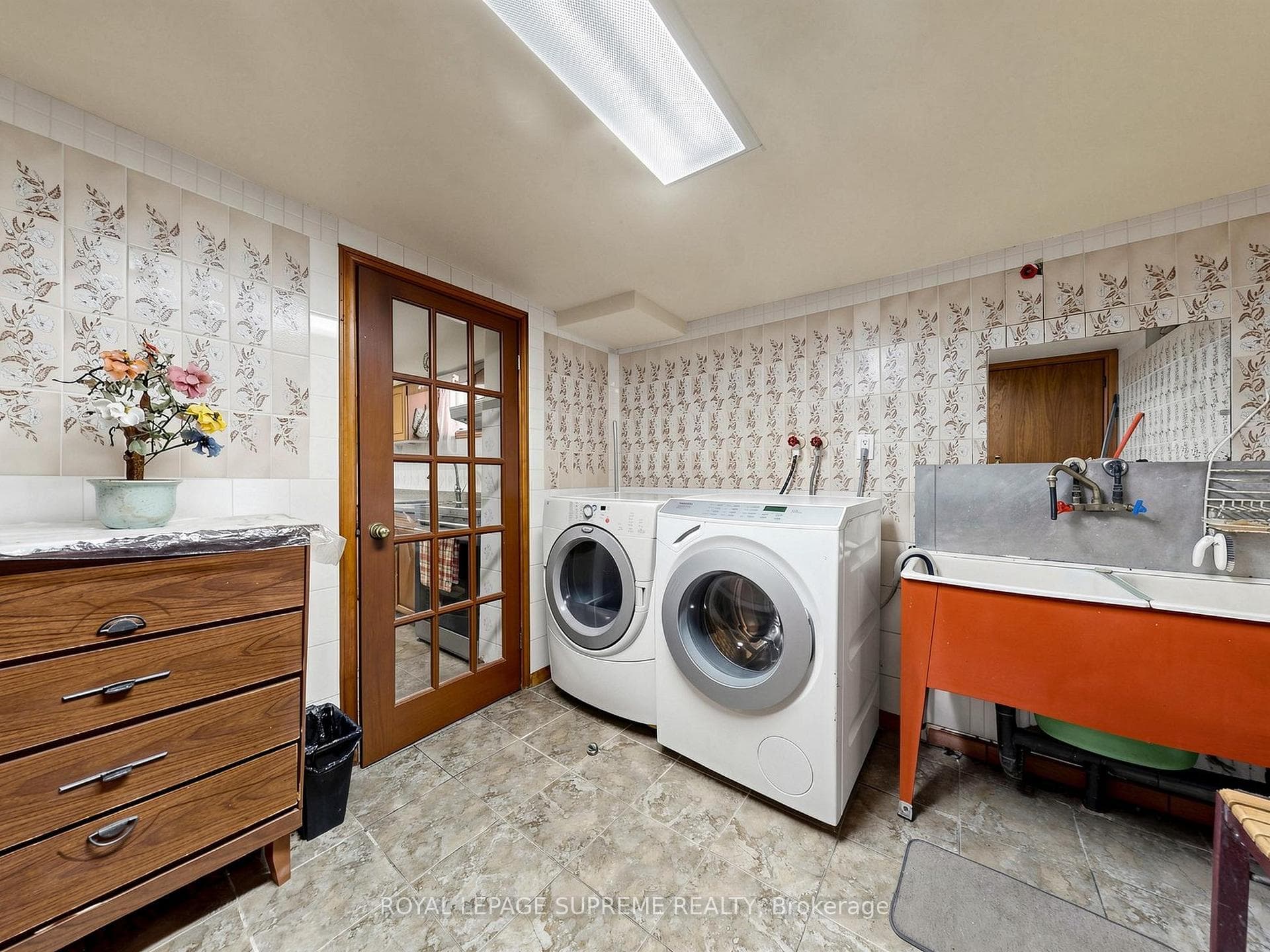 196 Palmerston Avenue photo 43