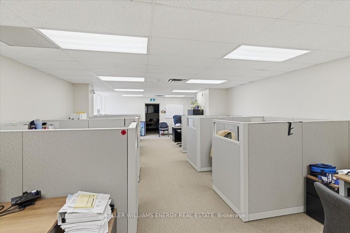 1143 Wentworth Street Unit 100 photo 14