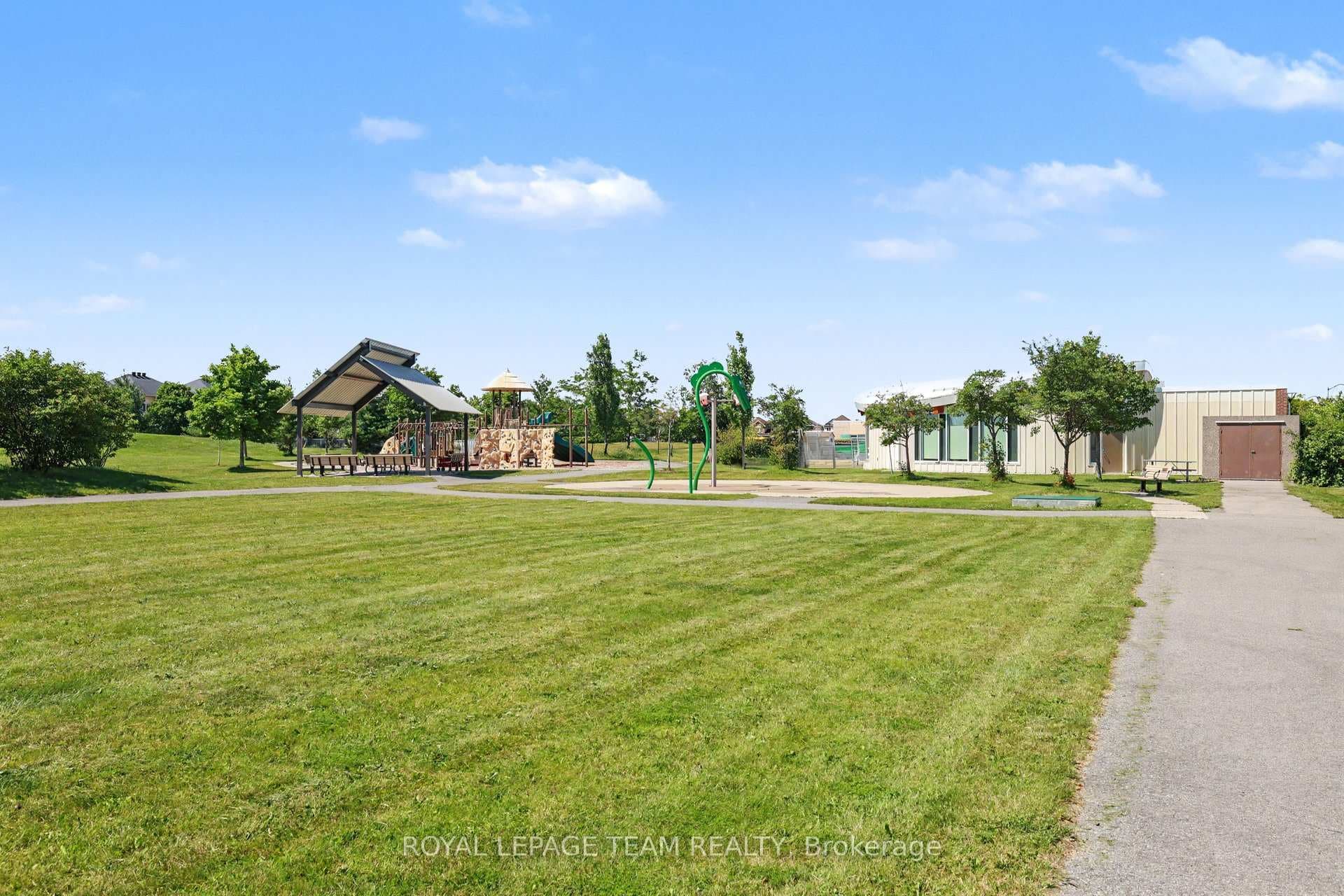 391 Chapman Mills Drive Unit A photo 12