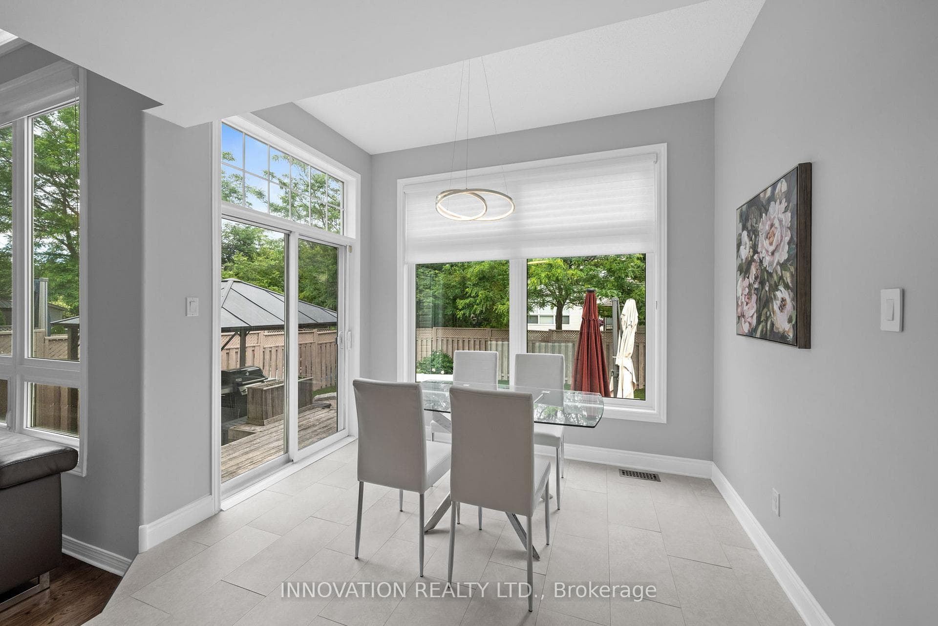 11 Bracewood Way photo 12