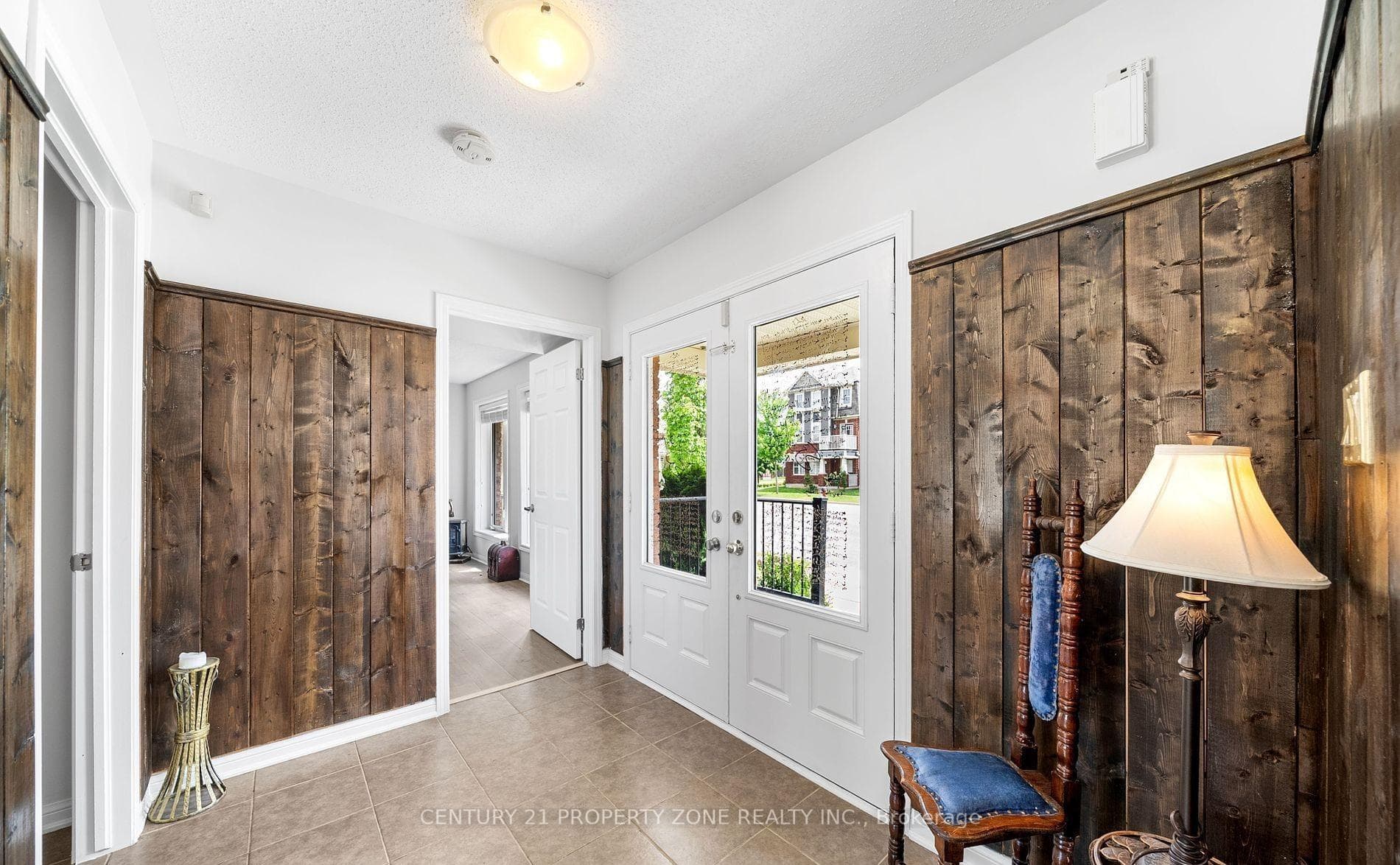 281 Dymott Avenue photo 4