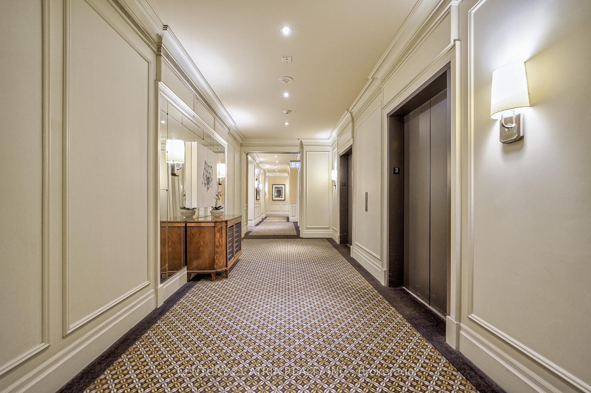 20 Burkebrook Place Unit 320 photo 3