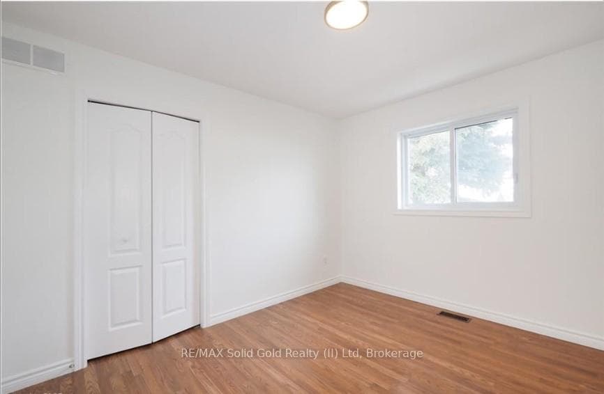 359 West Gore Street photo 23