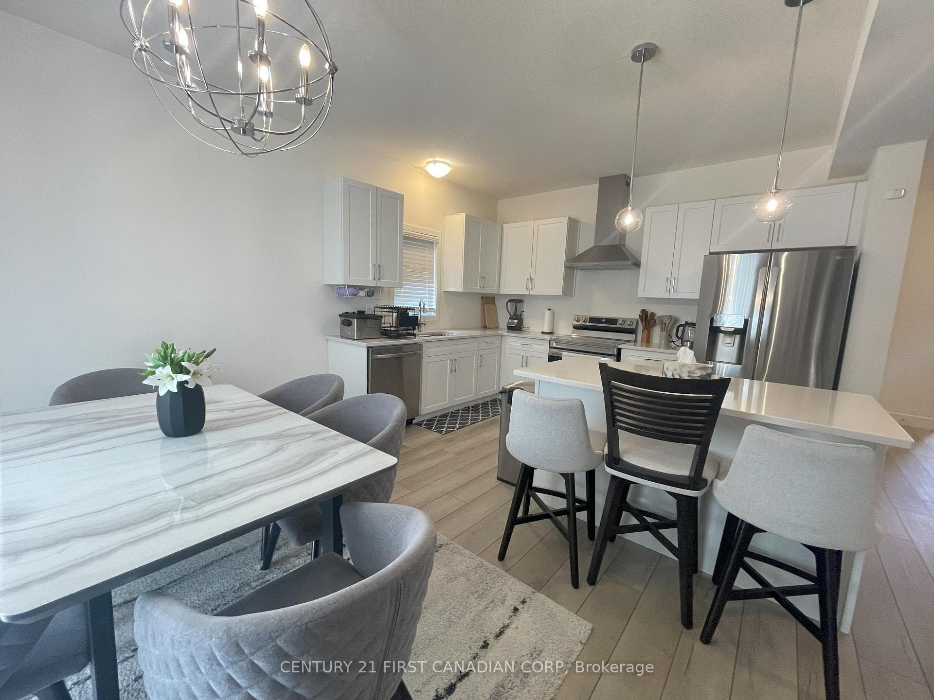 1395 Twilite Boulevard photo 5