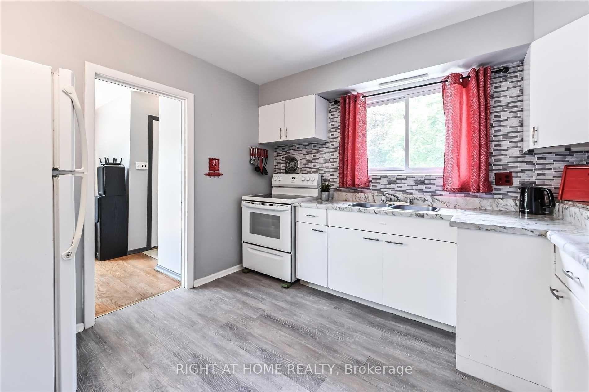 1141 Flagship Drive photo 8