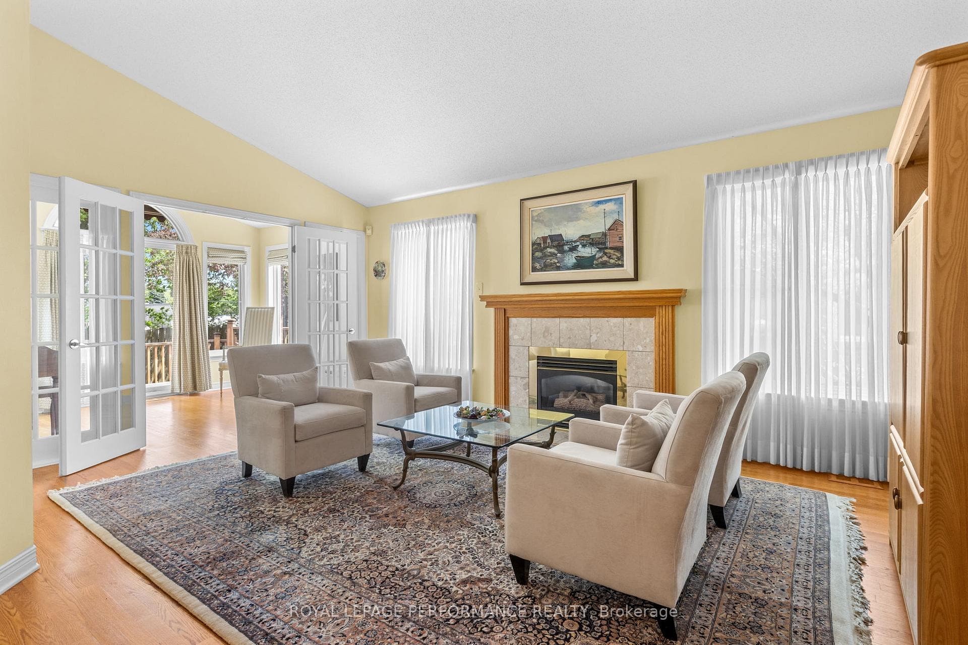 7 Roseglen Private photo 12