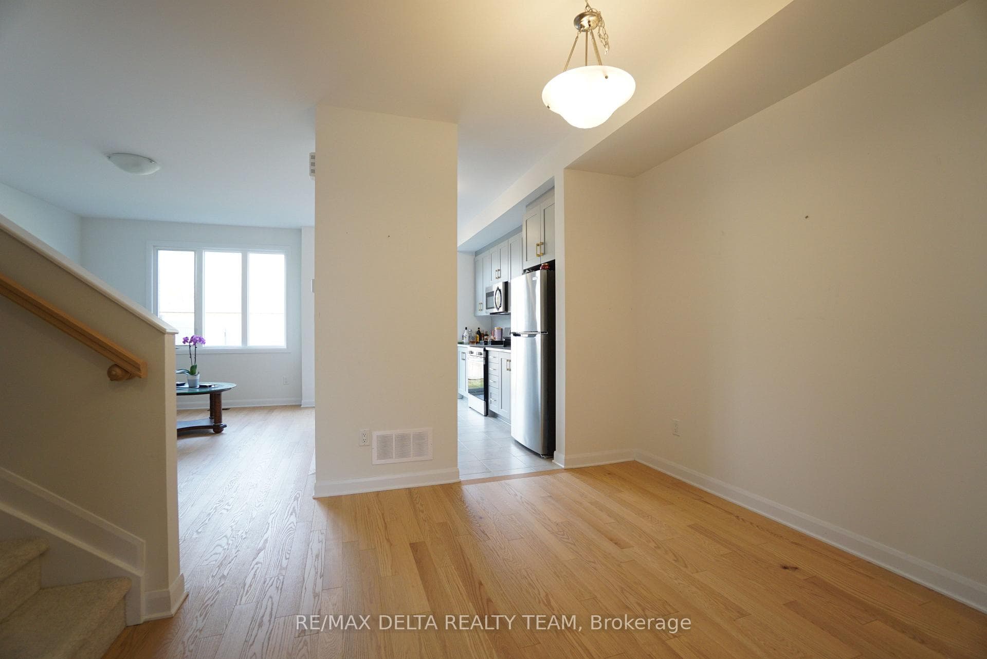 351 Establish Avenue photo 6