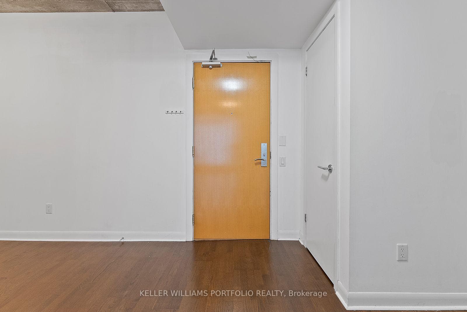 375 King Street Unit 1805 photo 4