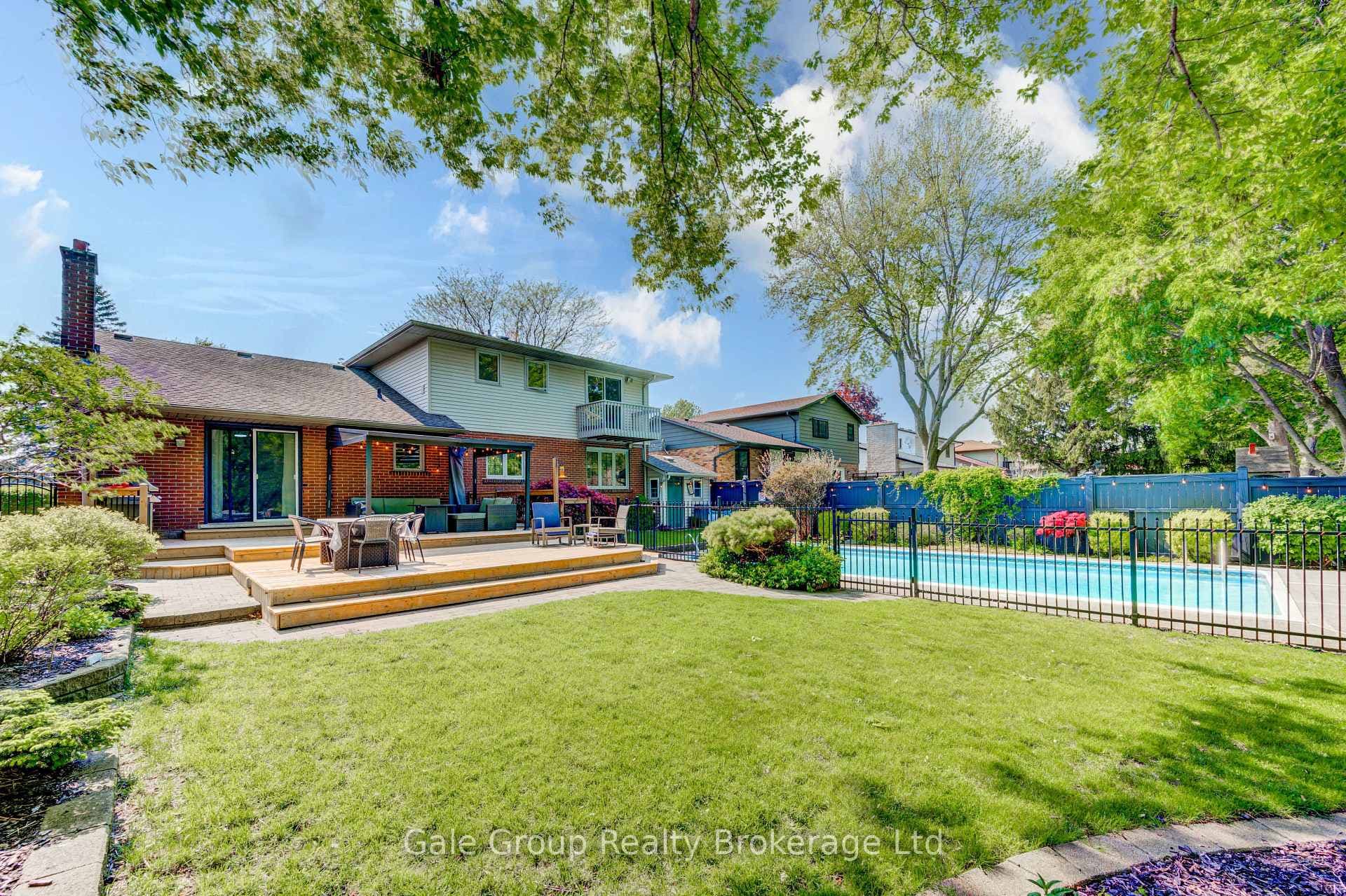 24 Van Norman Drive photo 2