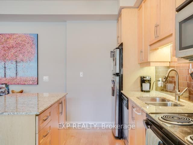 1 Scott Street Unit 405 photo 8