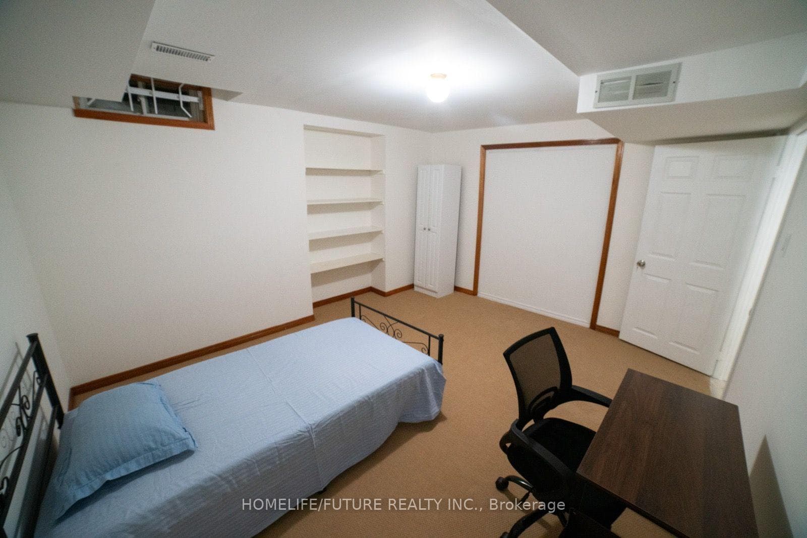 20 Gaslight Crescent Unit Bsmt photo 5