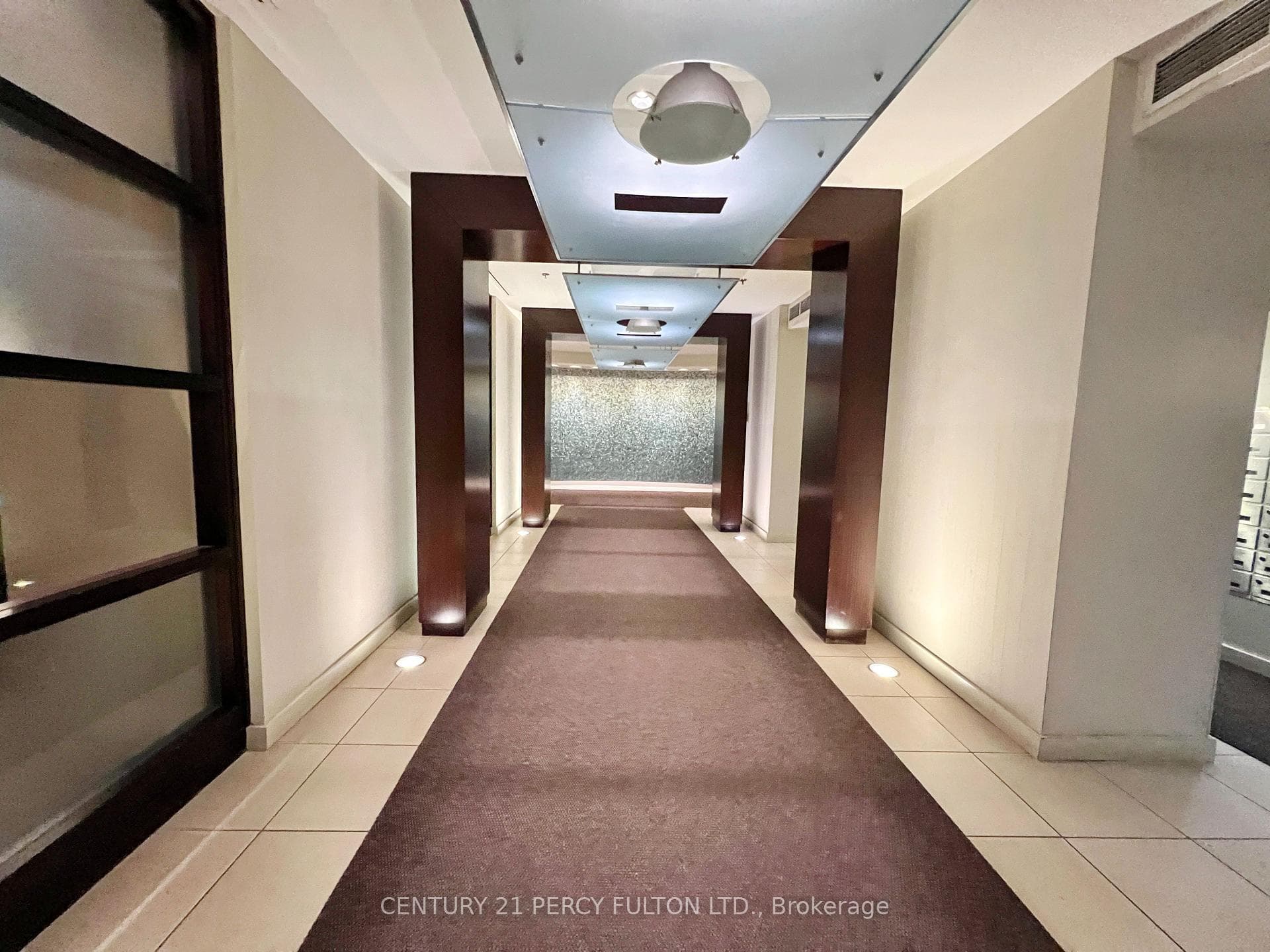36 Lee Centre Drive Unit 1510 photo 8