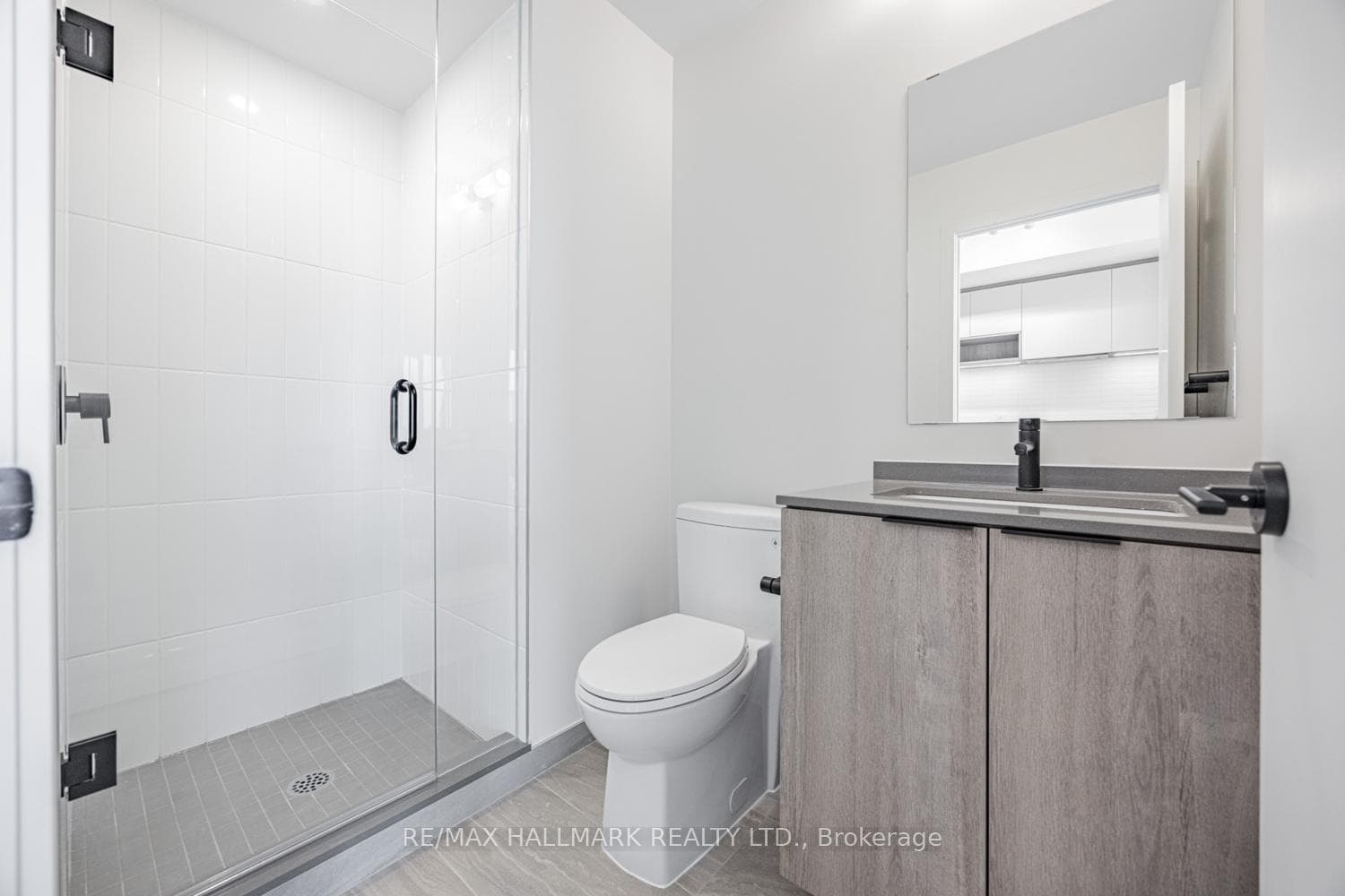 181 Sterling Road Unit 703 photo 20