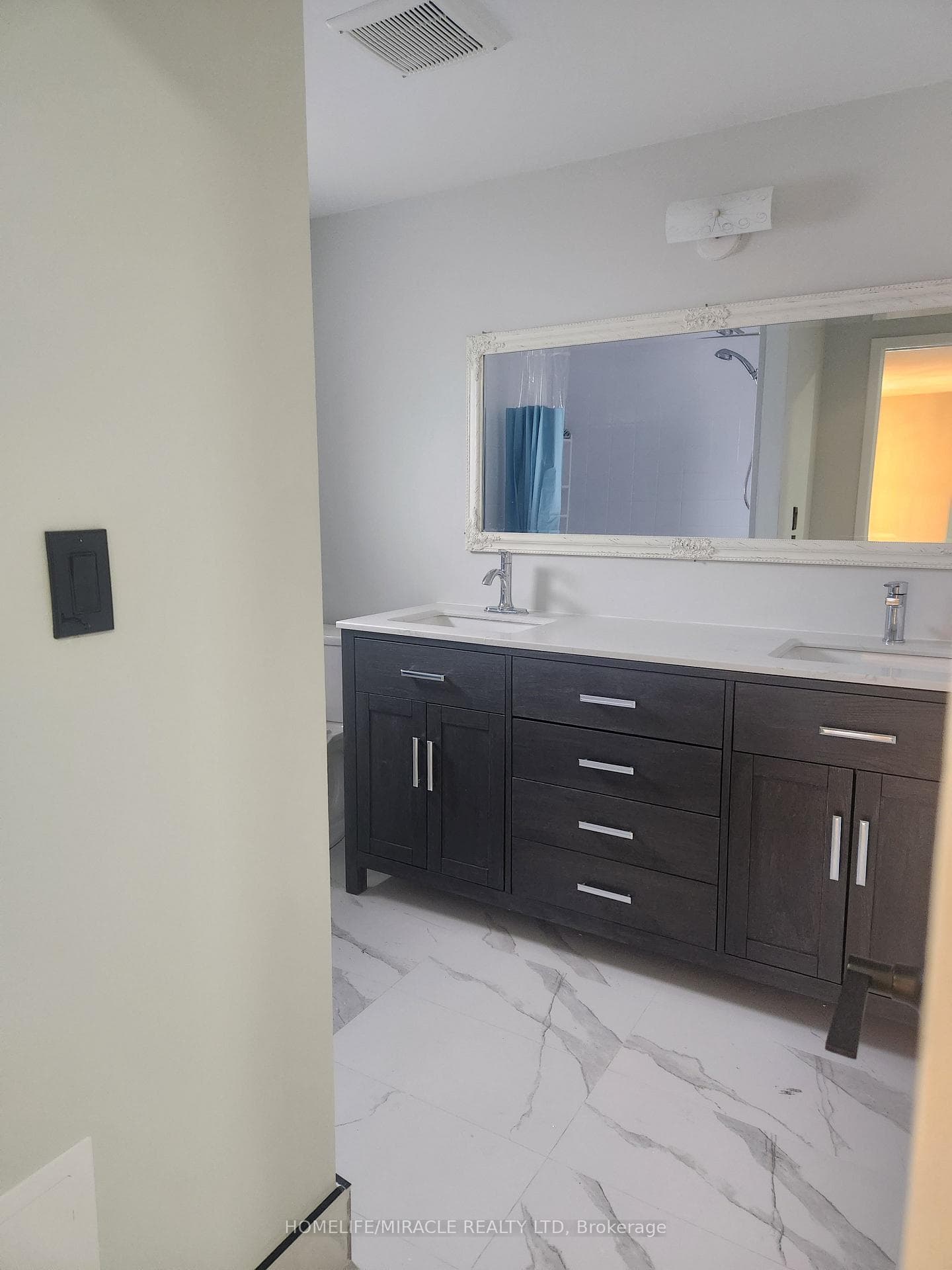 1195 Augusta Court photo 10
