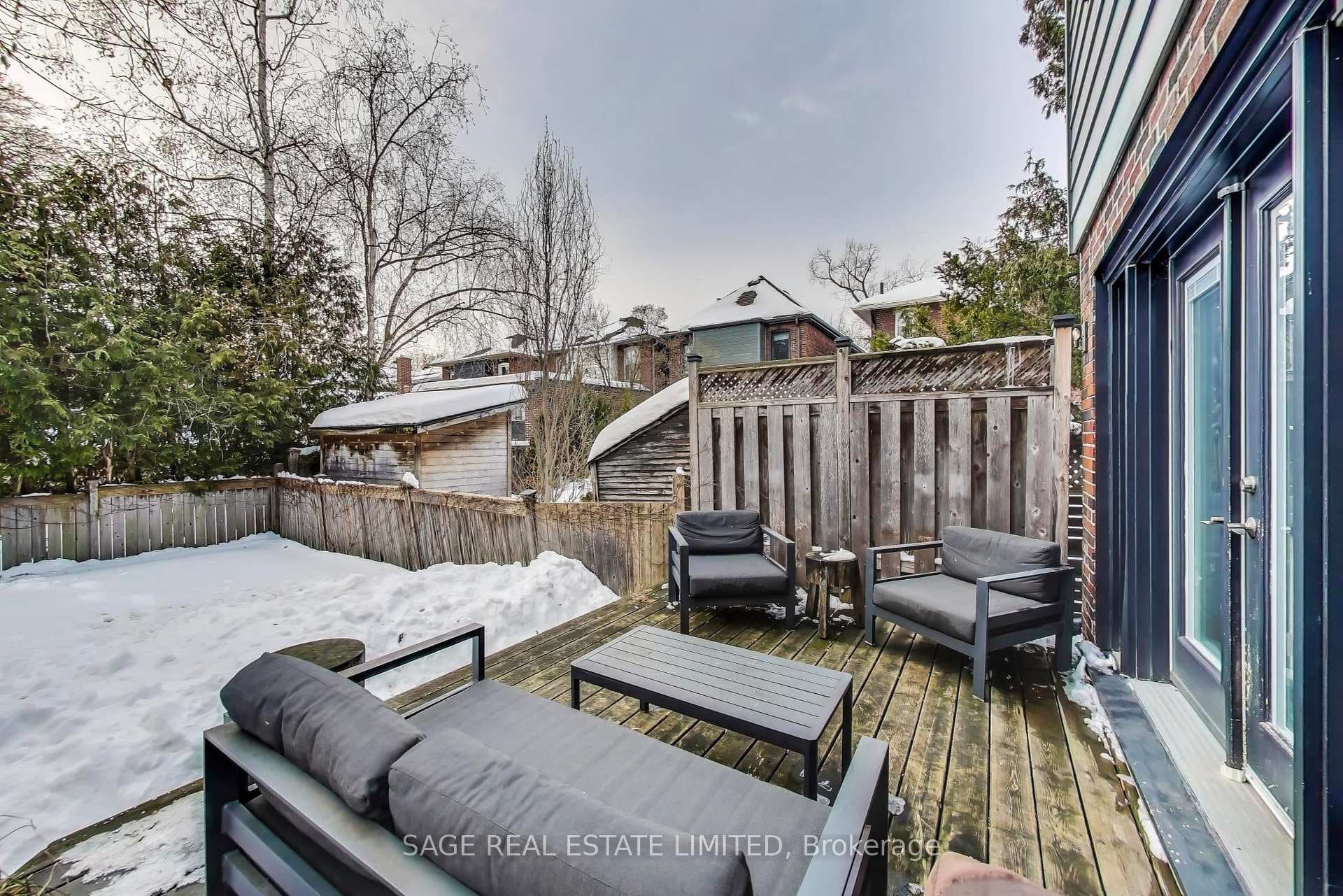 138 Clifton Road photo 39