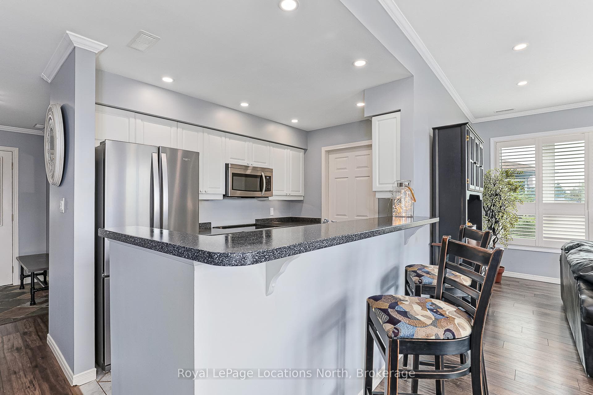 638 Johnston Park Avenue photo 8
