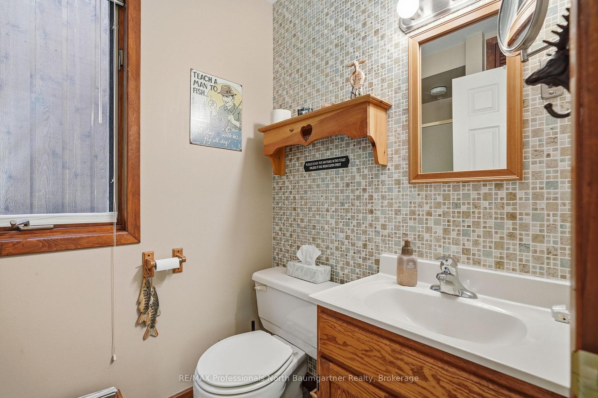 2272 Wilkinson Road photo 6