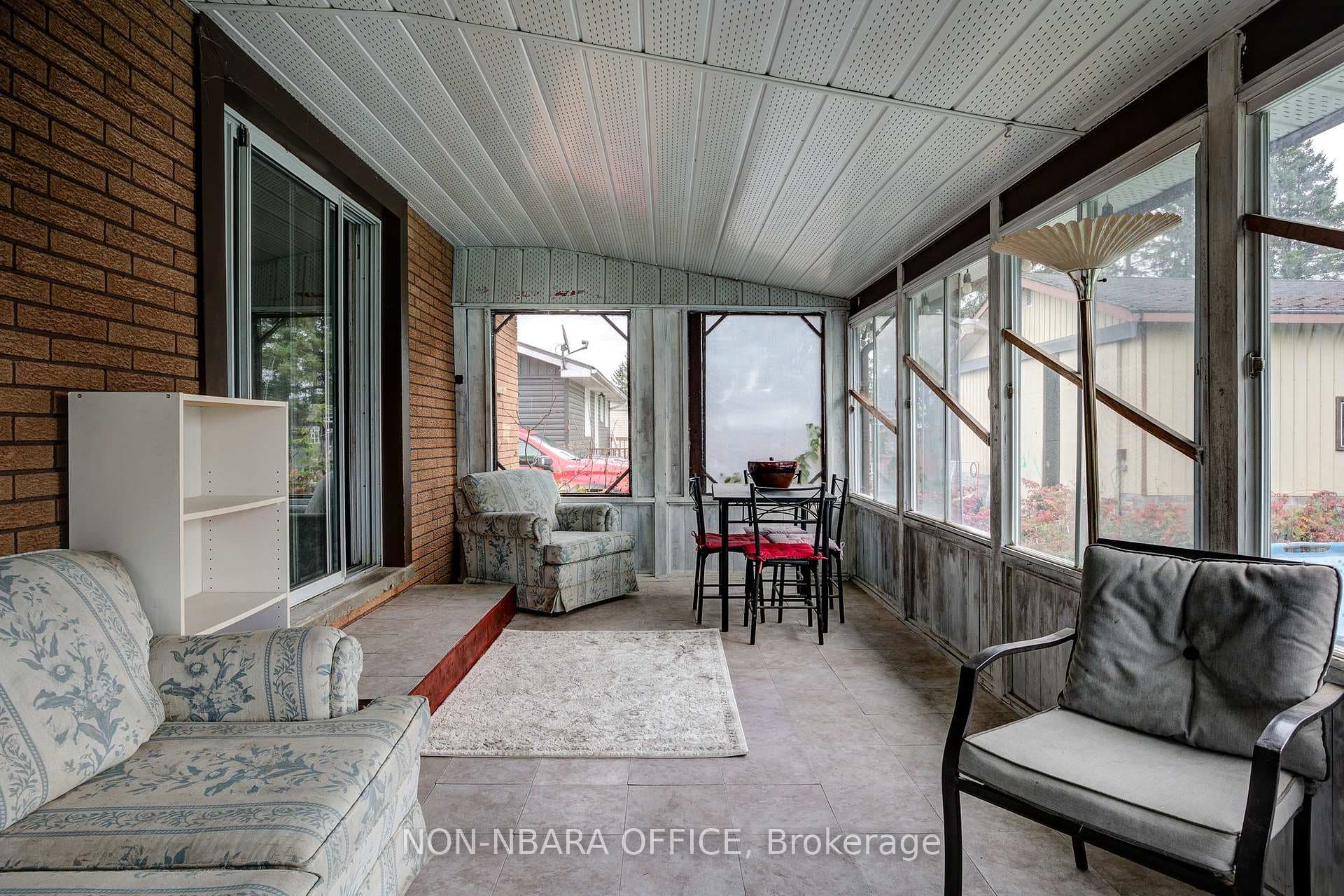 10 Rutland Avenue photo 17