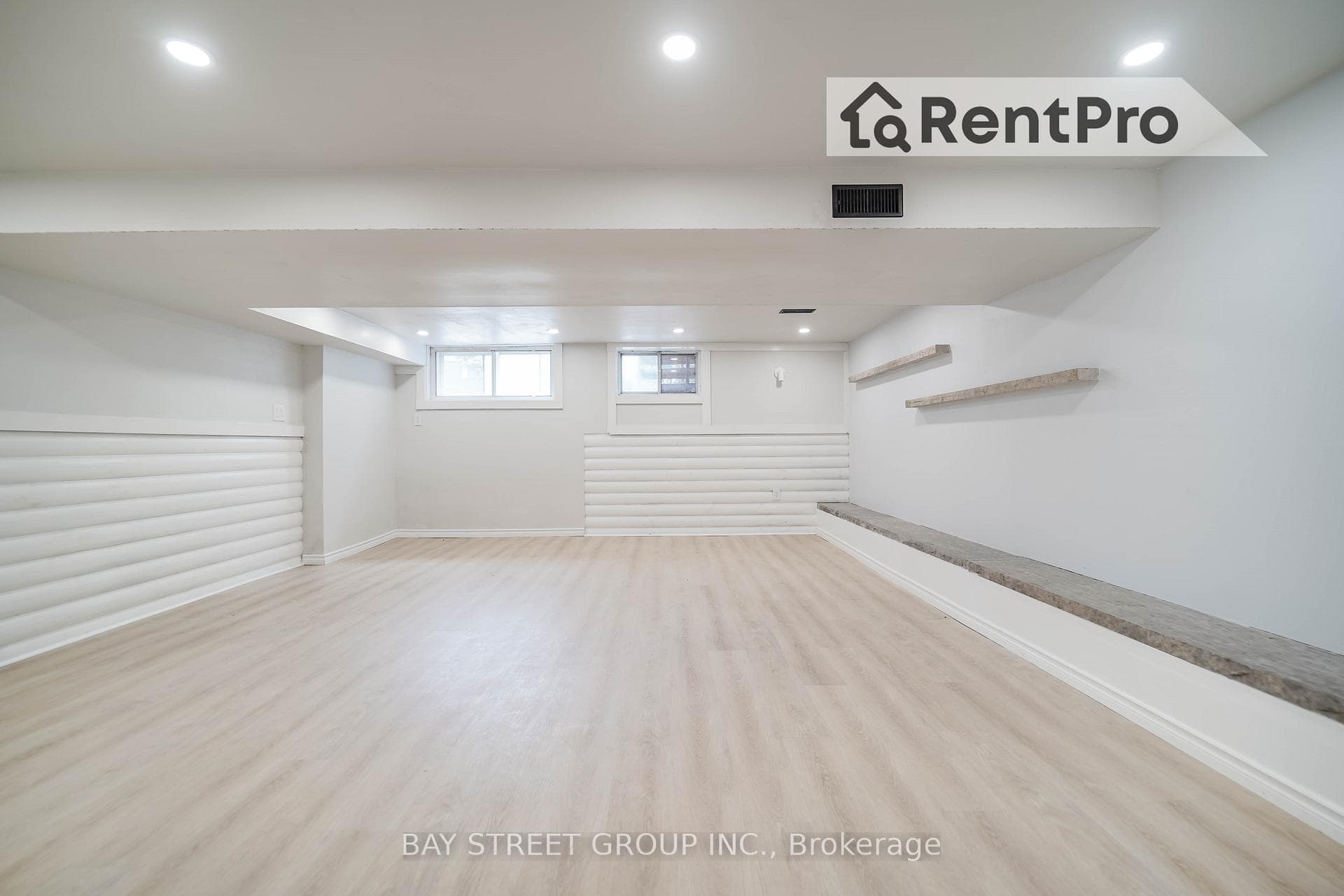 1753 Mt Albert Road photo 40