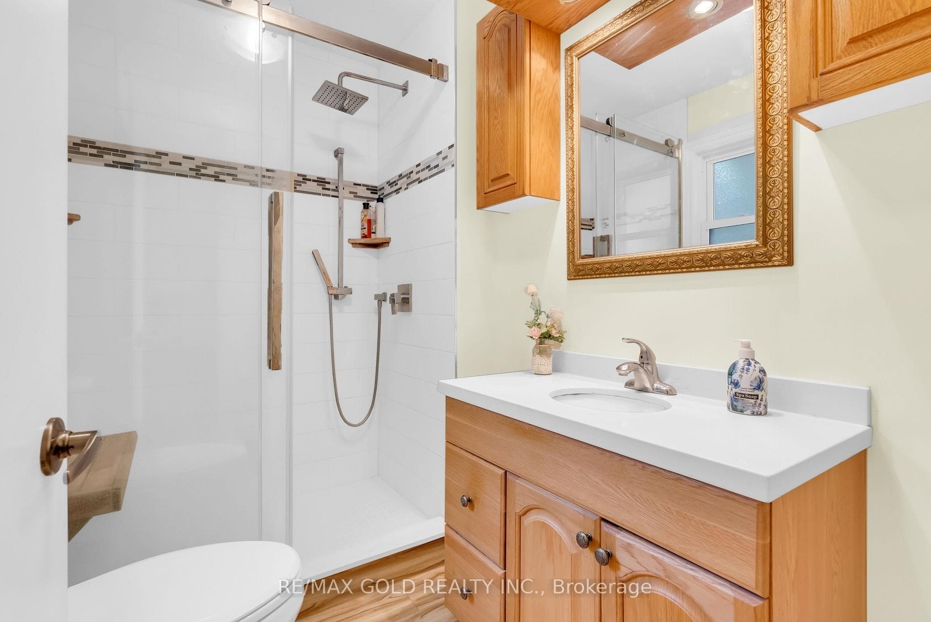 213 Mason Boulevard photo 23
