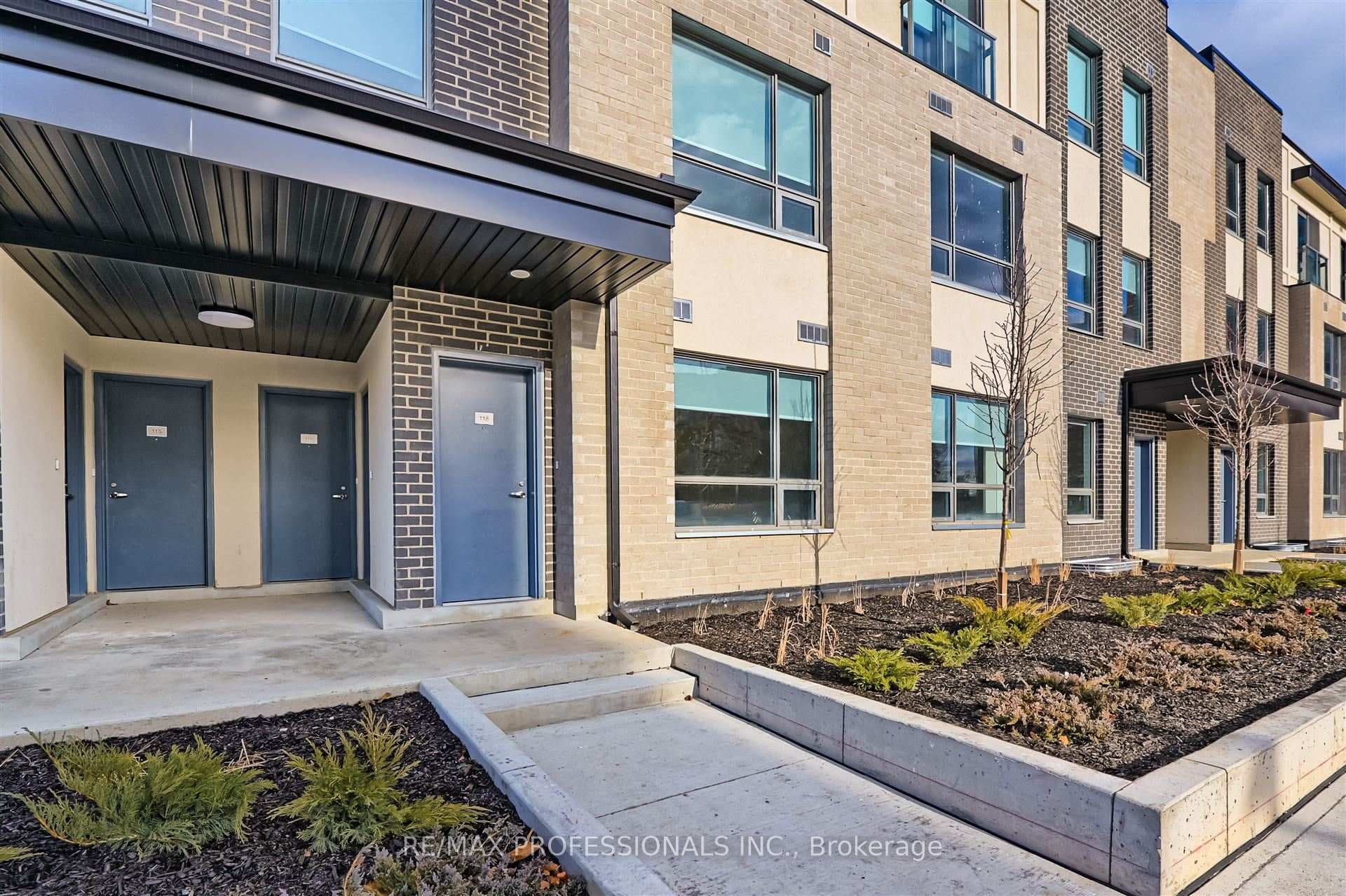 62 Dixfield Drive Unit 107 photo 2