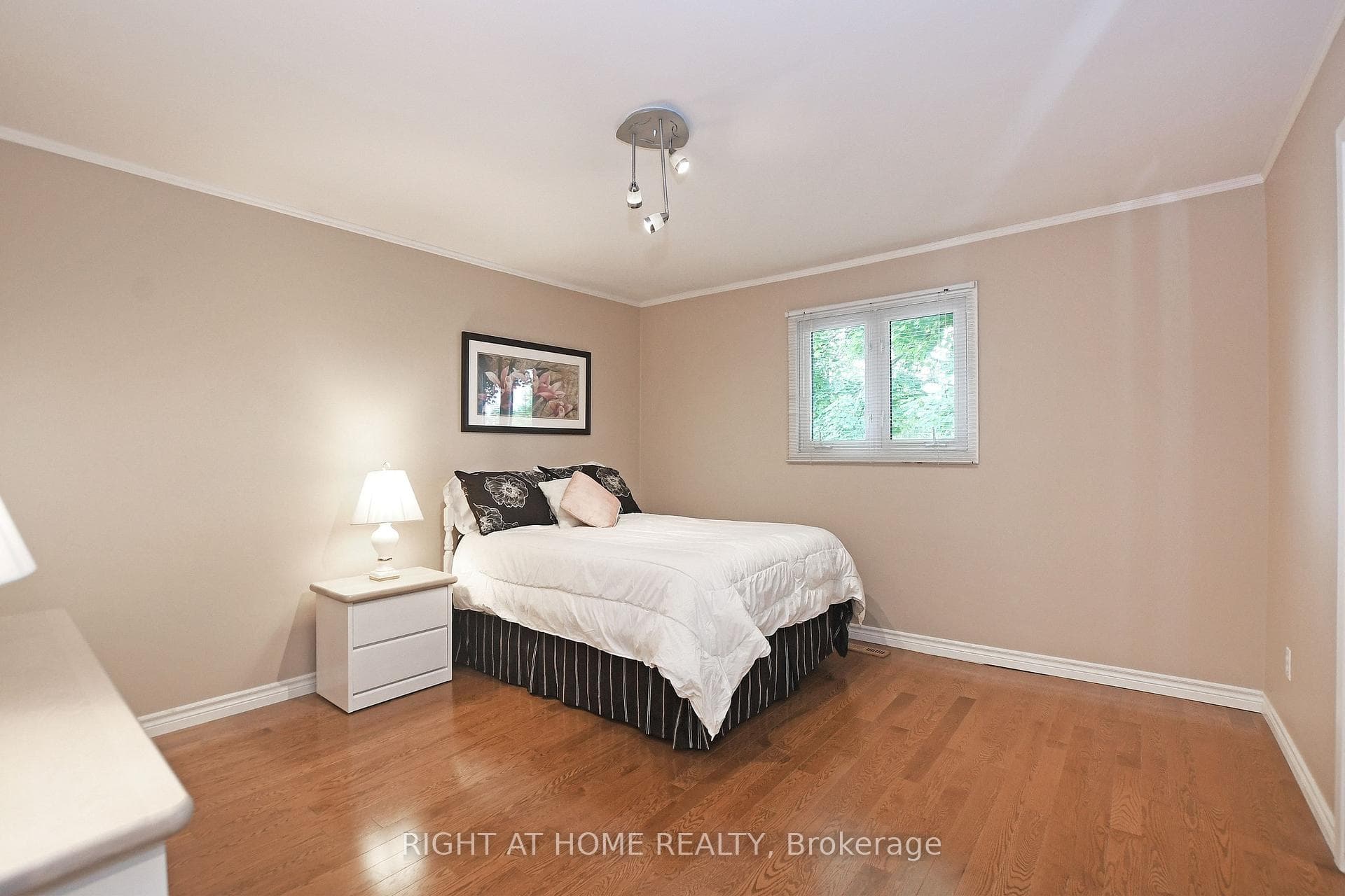 157 Kirk Drive photo 21