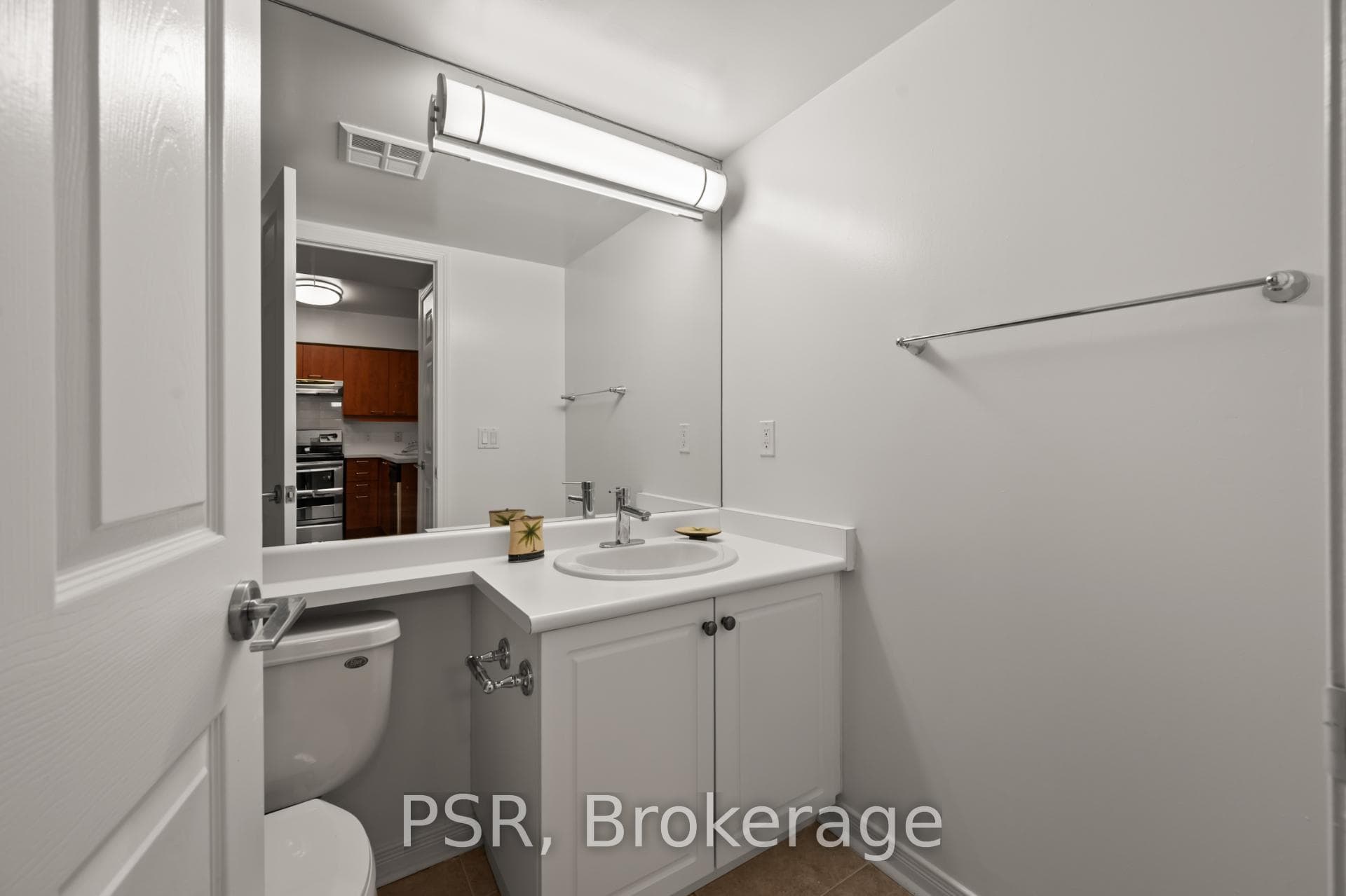 515 Rosewell Avenue Unit 711 photo 13