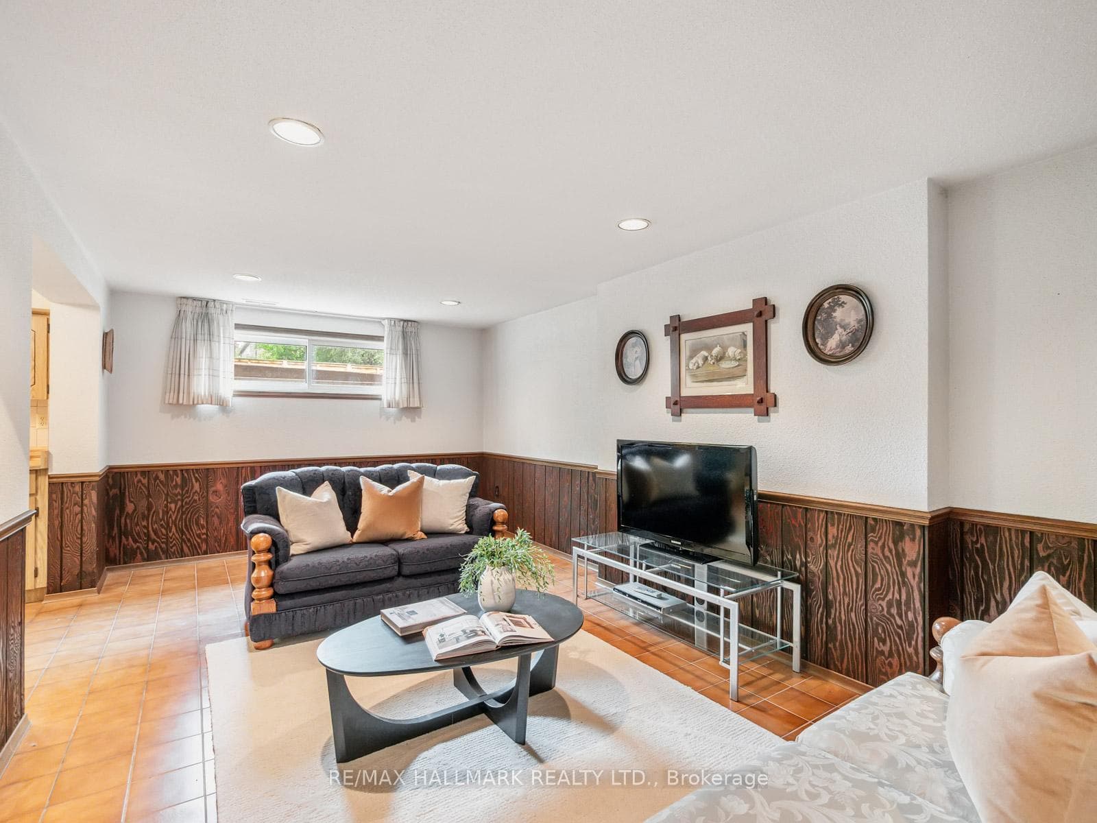 139 Floyd Avenue photo 37