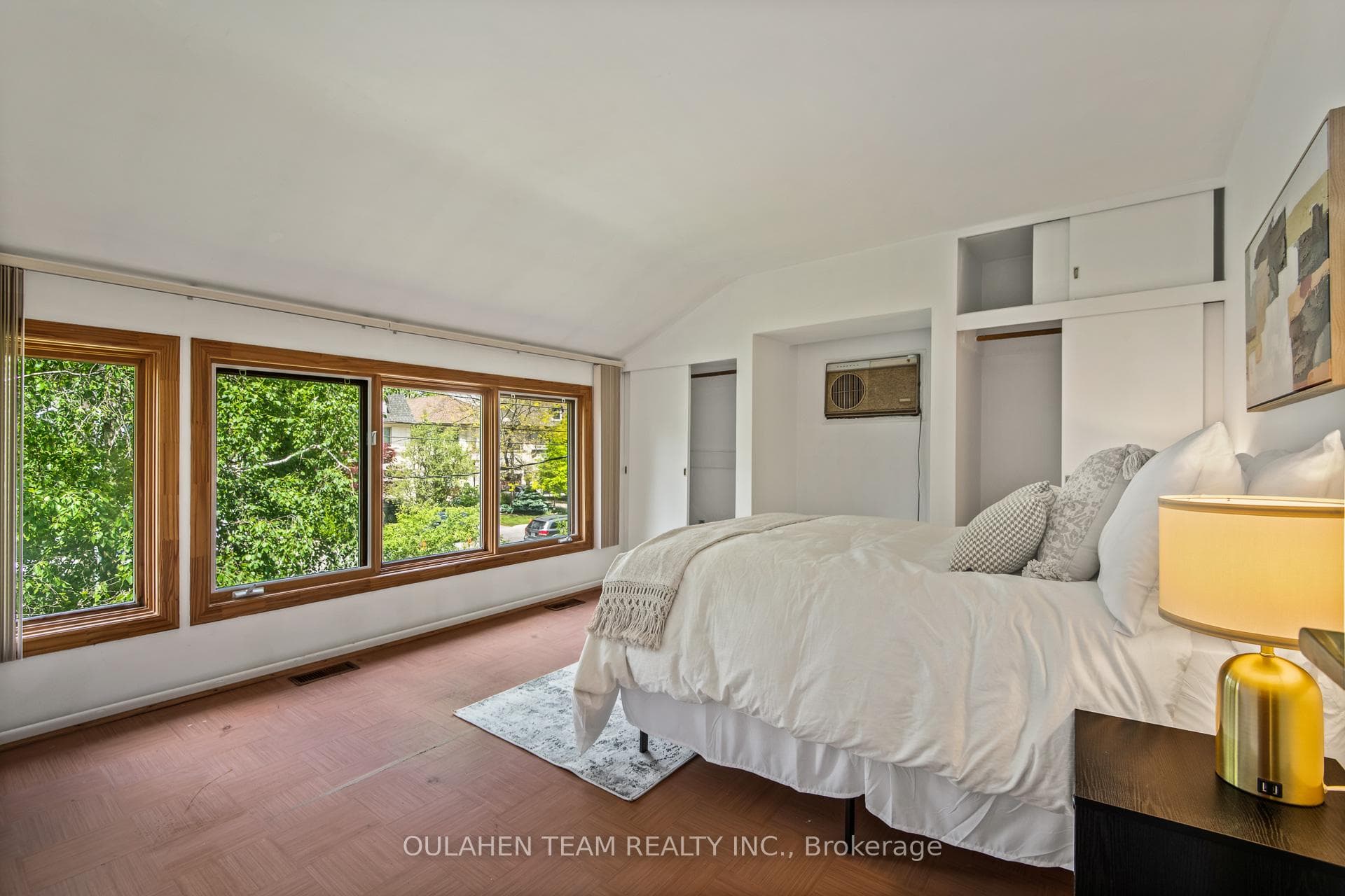 17 Wentworth Avenue photo 13