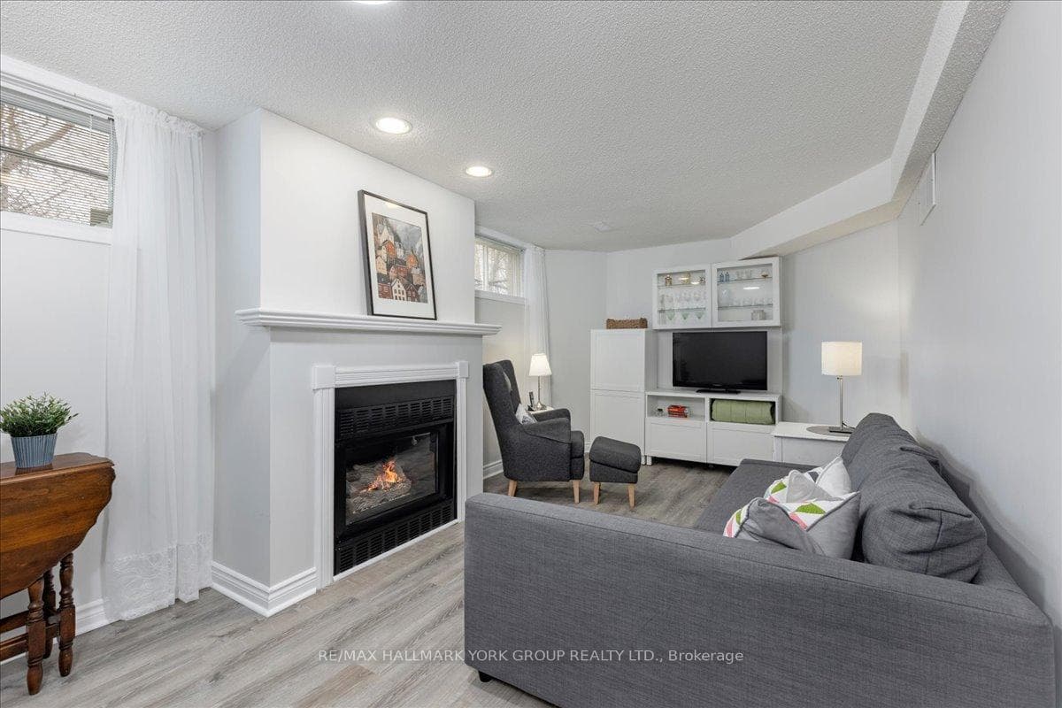 22 Margaret Place photo 31