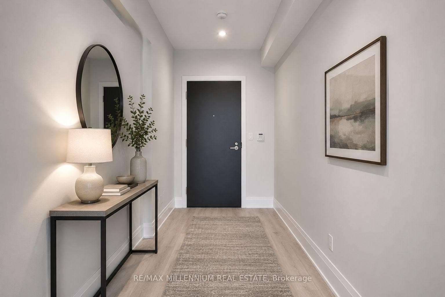101 Erskine Avenue Unit 1105 photo 6