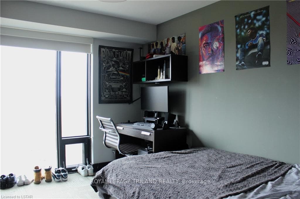 1235 RICHMOND Street Unit 1518 photo 7