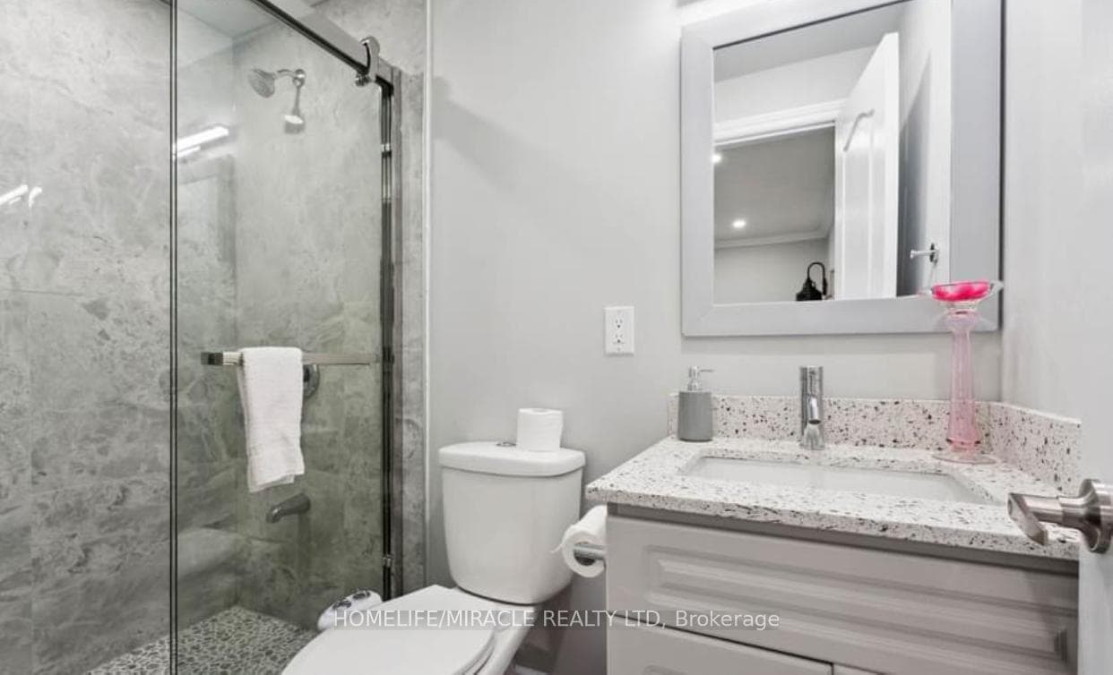 71 High Street photo 20