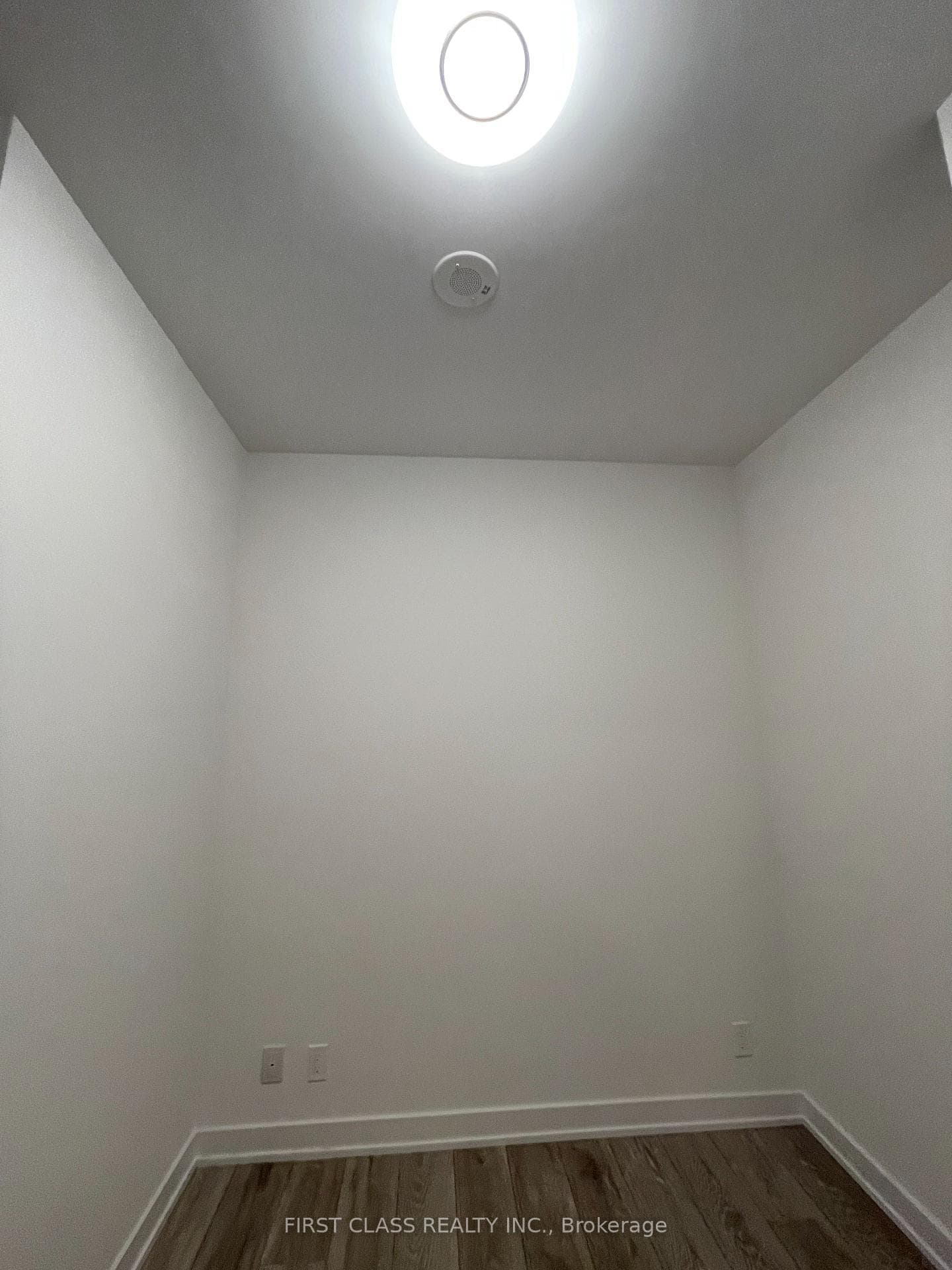 108 Peter Street Unit 609 photo 11