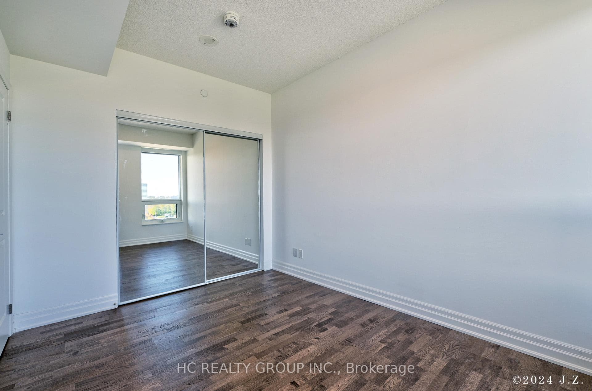 10 Rouge Valley Drive Unit 709A photo 8