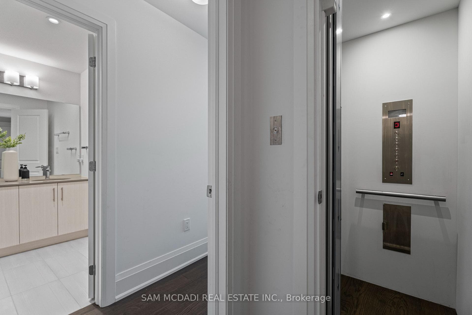 95 Brookfield Road Unit 21 photo 13