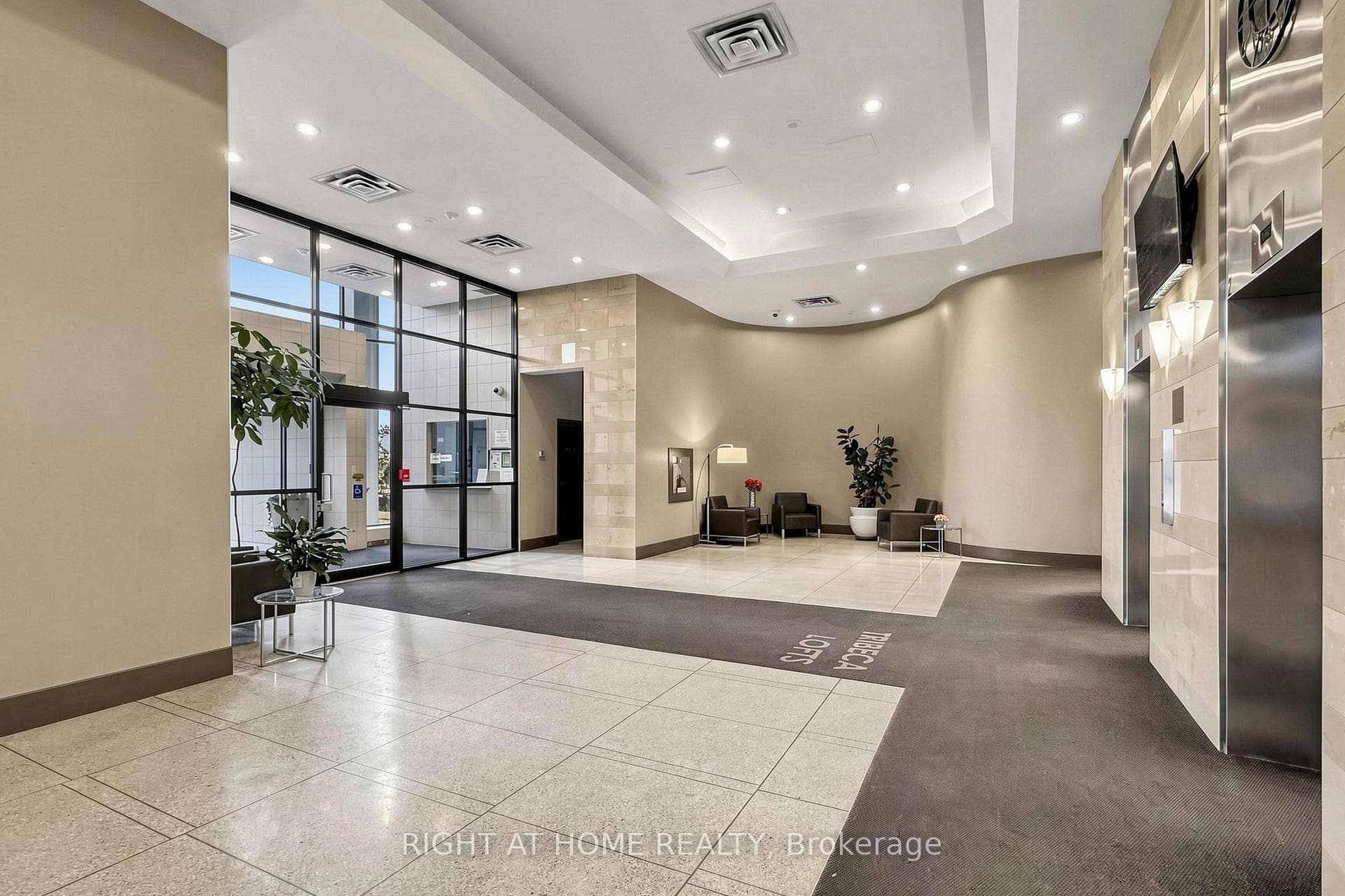 797 Don Mills Road Unit 1104 photo 2