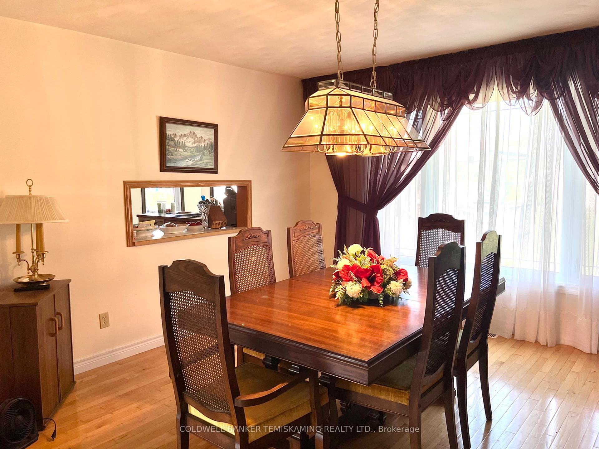 Formal dining room
