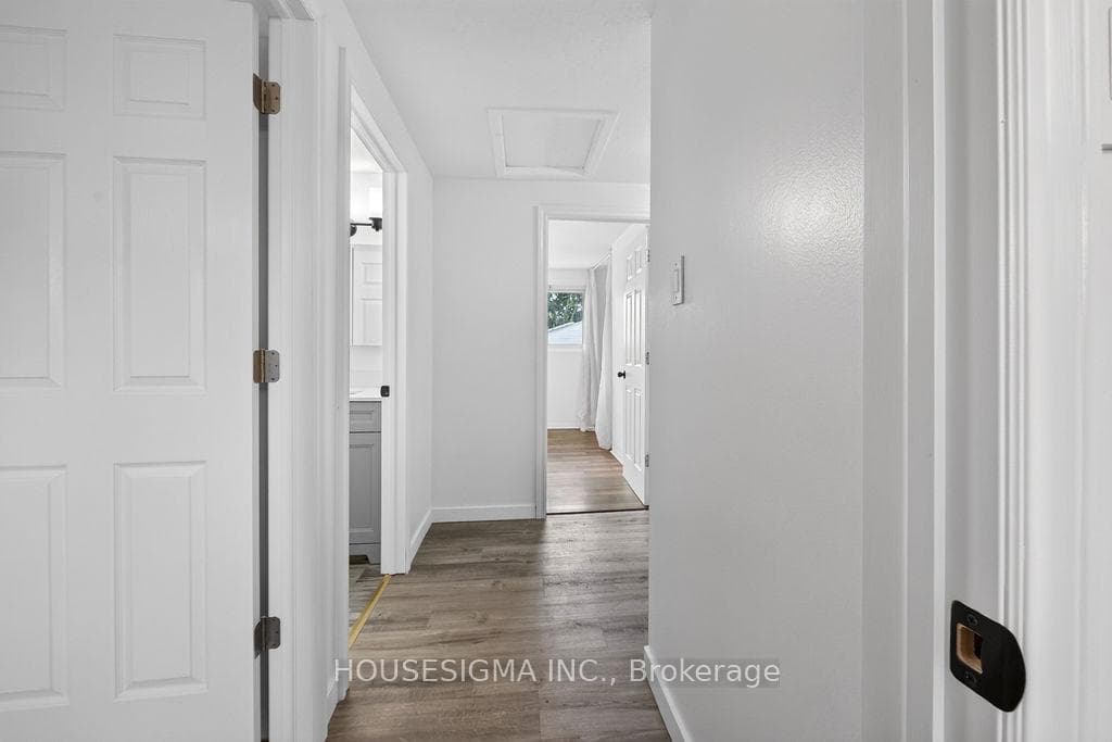 166 Southdale Road Unit 143 photo 34